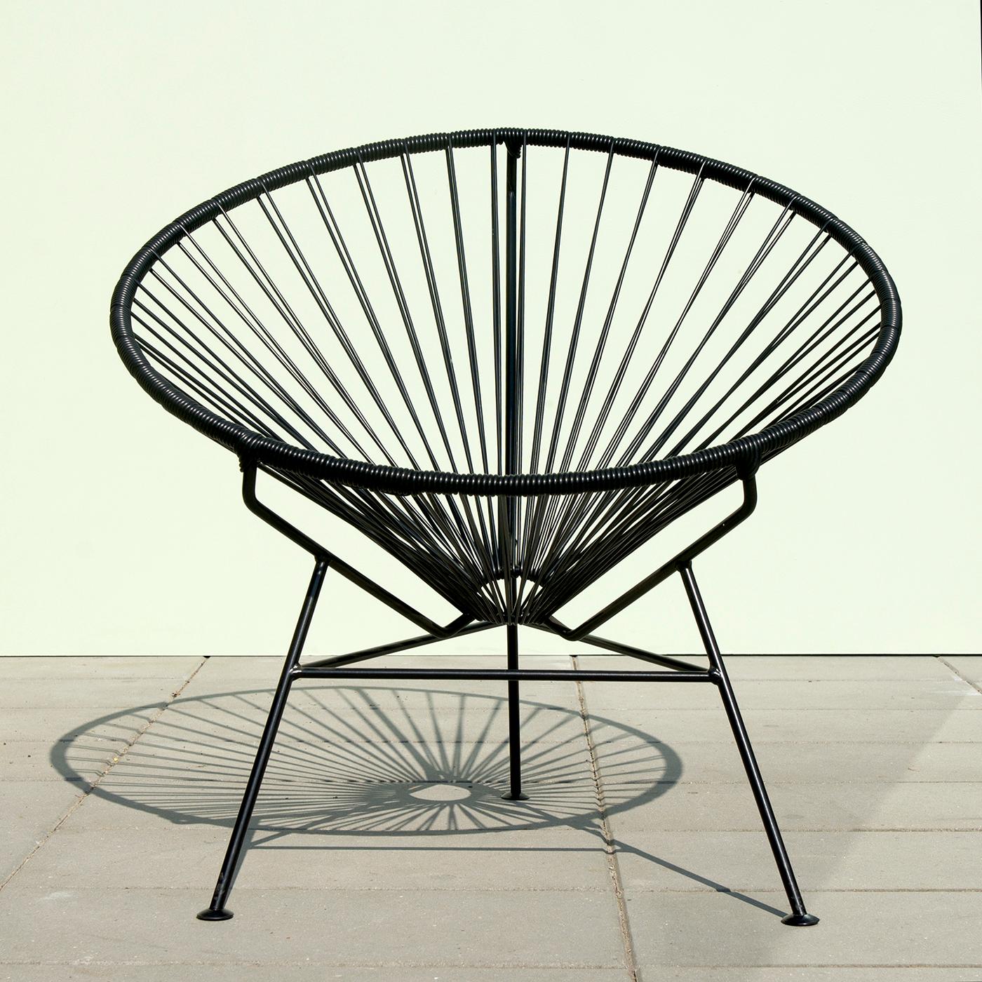 Chaise Condesa noire par OK Design
Dimensions : D 80 x L 80 x H 78 cm.
Matériaux : Métal peint par poudrage, cordon en PVC.

Disponible avec un cadre noir ou un cadre blanc.
Disponible dans d'autres couleurs. Veuillez nous contacter.

La chaise