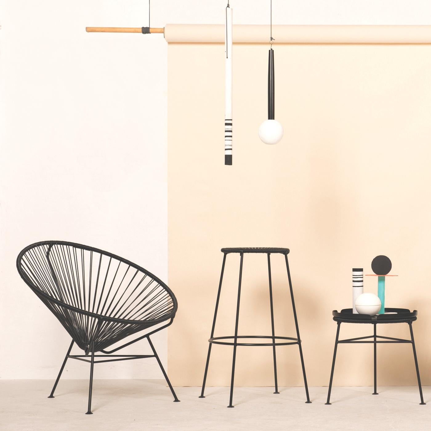 Postmoderne Chaise Condesa noire par OK Design en vente