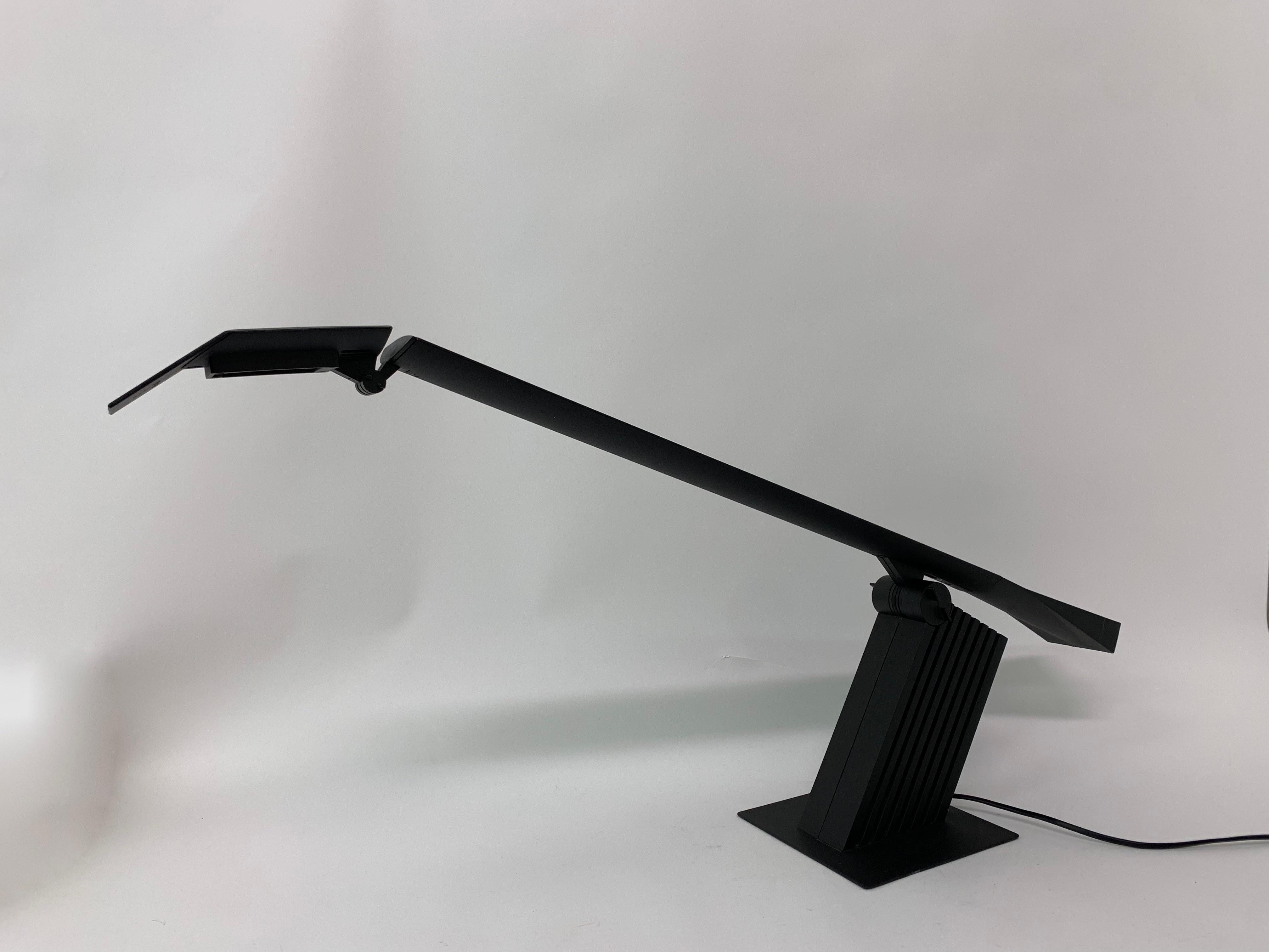 Black Condor Desk Lamp by Hans Von Klier for Bilumen, 1988 For Sale 4