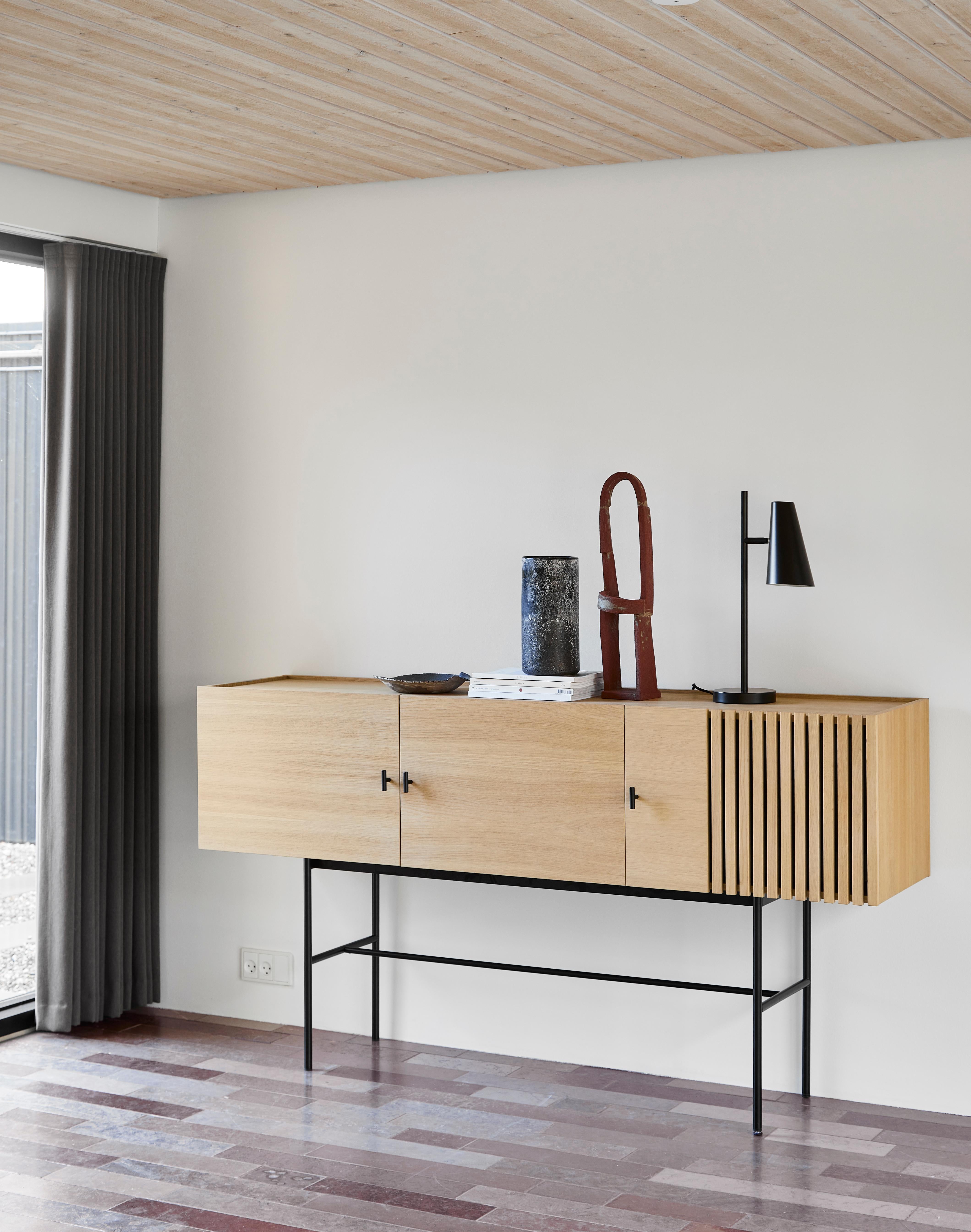Métal Lampe de table Cono noire de Benny Frandsen en vente