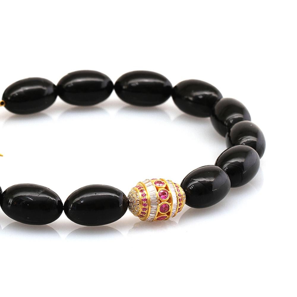 Contemporain Collier de perles de corail noir et saphirs roses avec diamants de 2,15 carats en vente