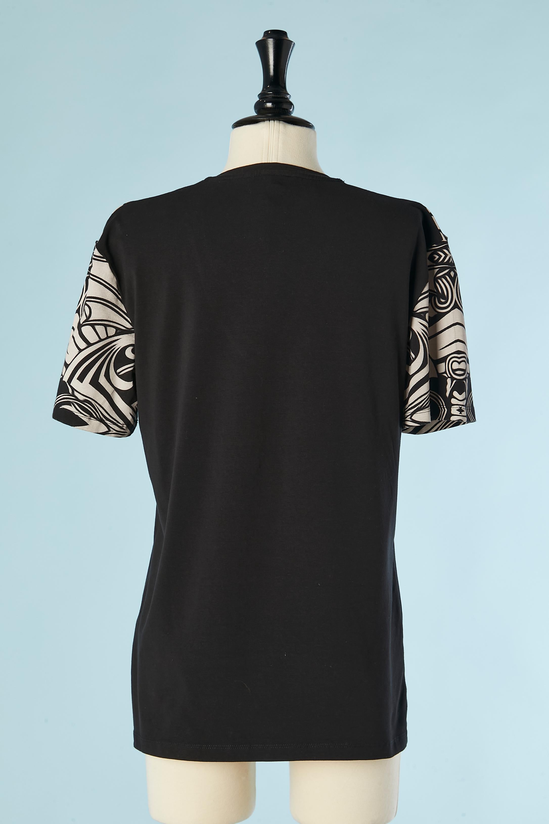 Black cotton jersey tee-shirt with grey tribal print Just Cavalli For Sale 1