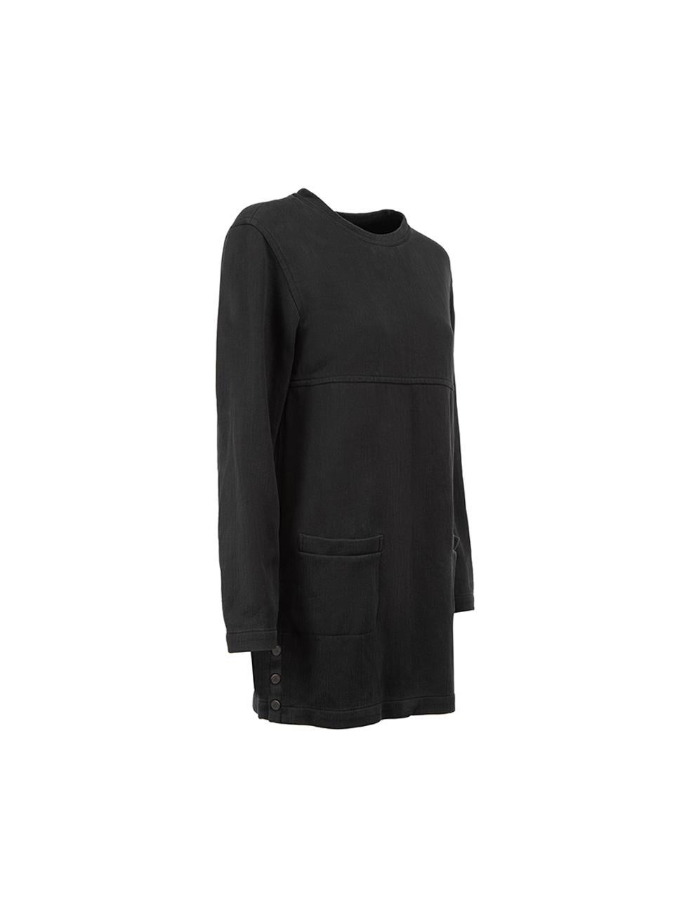 CONDITION is Very good. Hardly any visible wear to jumper is evident on this used Proenza Schouler designer resale item. 



Details




Black 

Cotton

Long sleeved oversized sweatshirt

2x Pockets on the front

3x Black snap buttons on each
