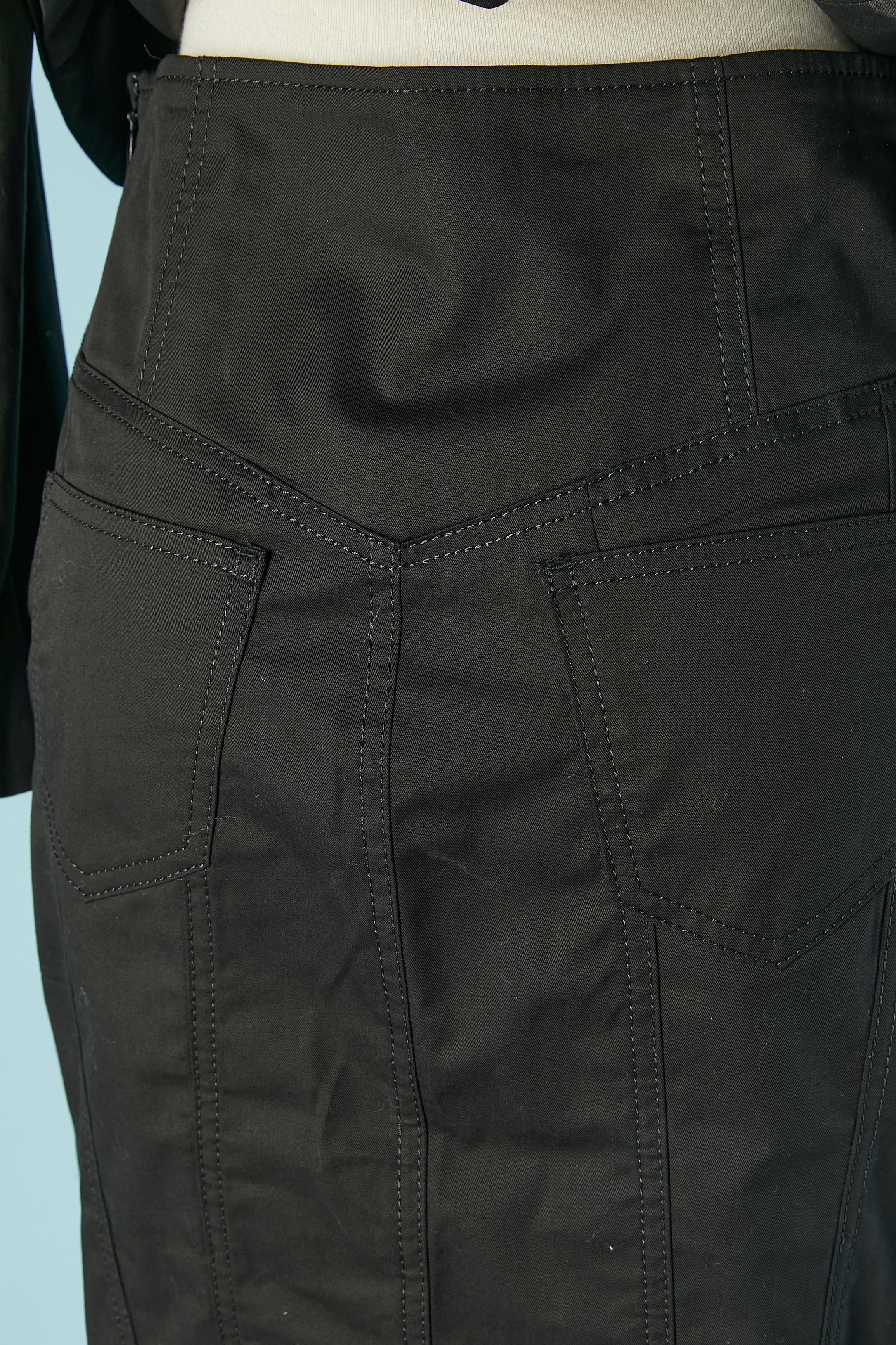 Black cotton skirt-suit with white laces LOVE MOSCHINO New For Sale 3
