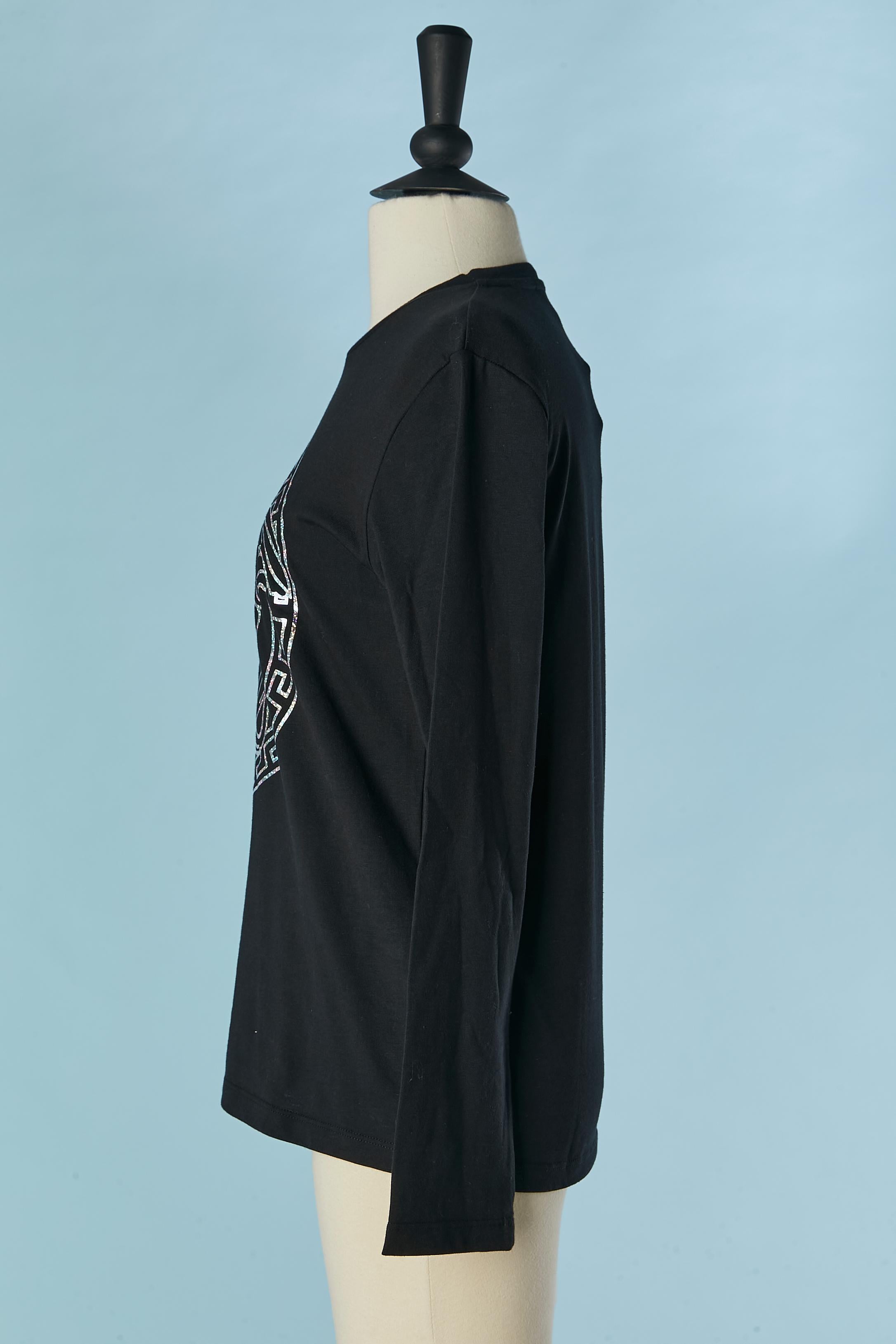 Black cotton tee-shirt with Medusa pattern Versace  In Excellent Condition For Sale In Saint-Ouen-Sur-Seine, FR