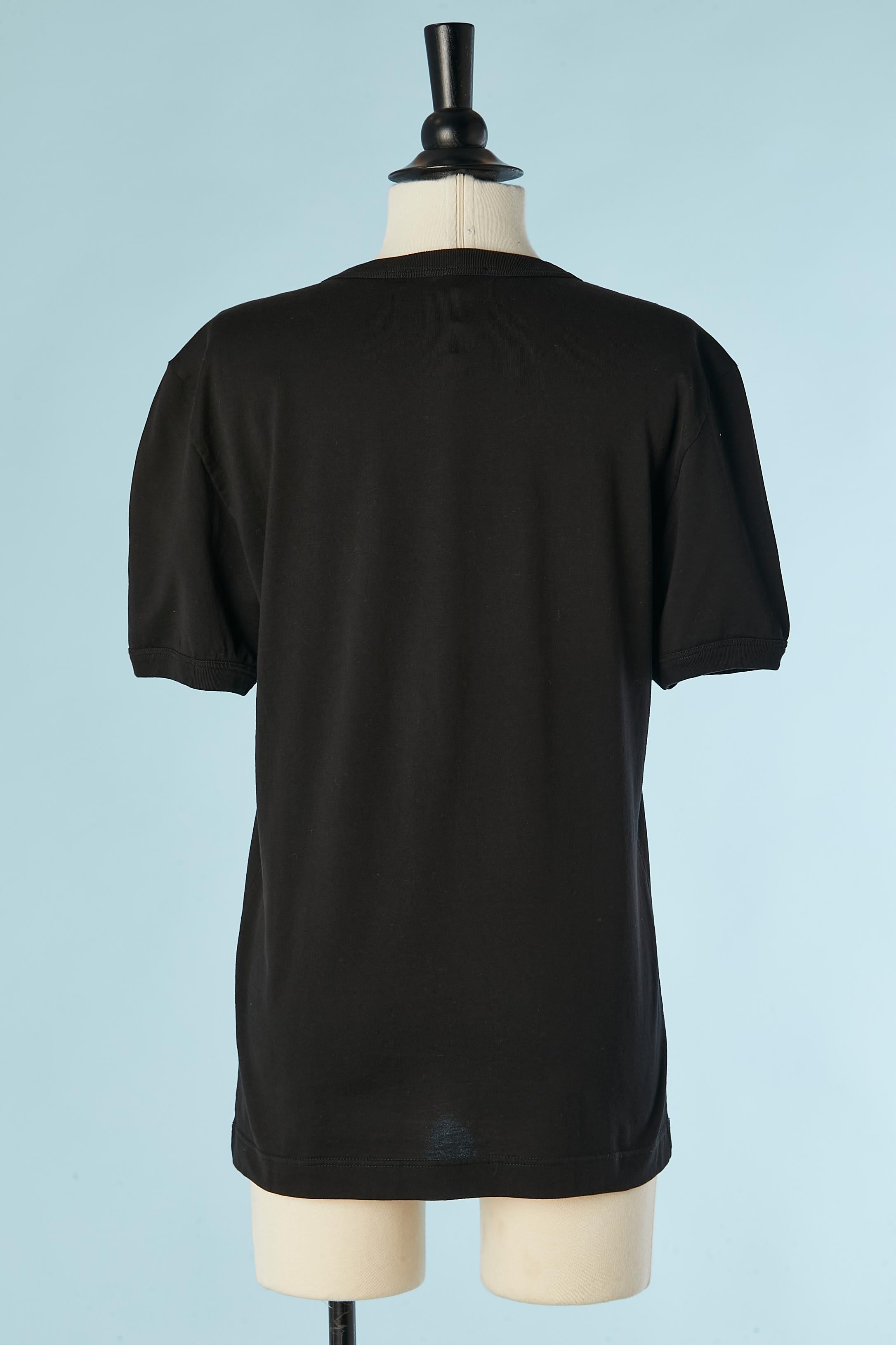 Femenino o masculino Camiseta negra de algodón con aplique de pájaro estampado Dolce & Gabbana en venta