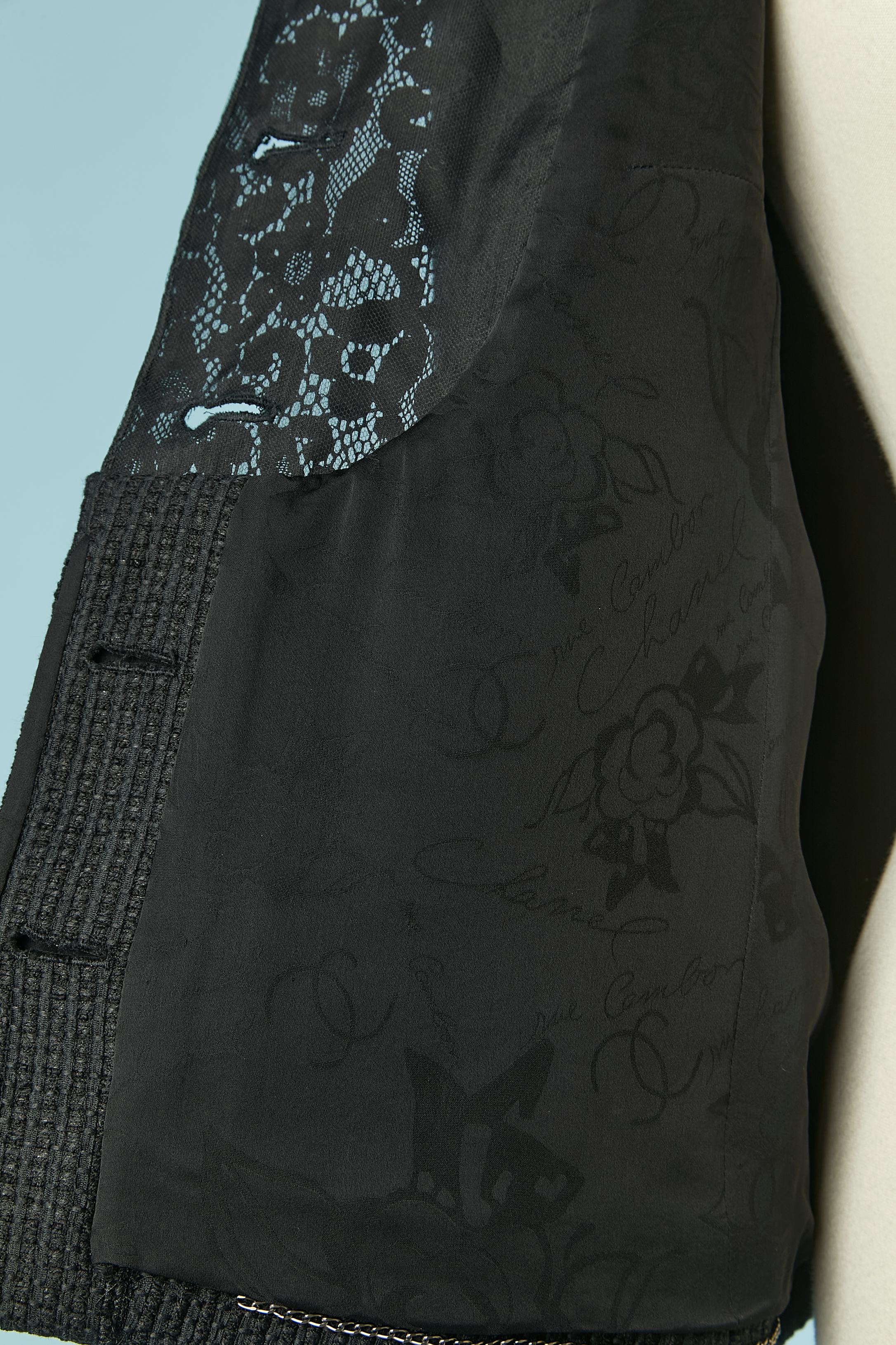 Giacca in tweed di cotone nero con inserto in pizzo Coates Chanel FW 2005 in vendita 6