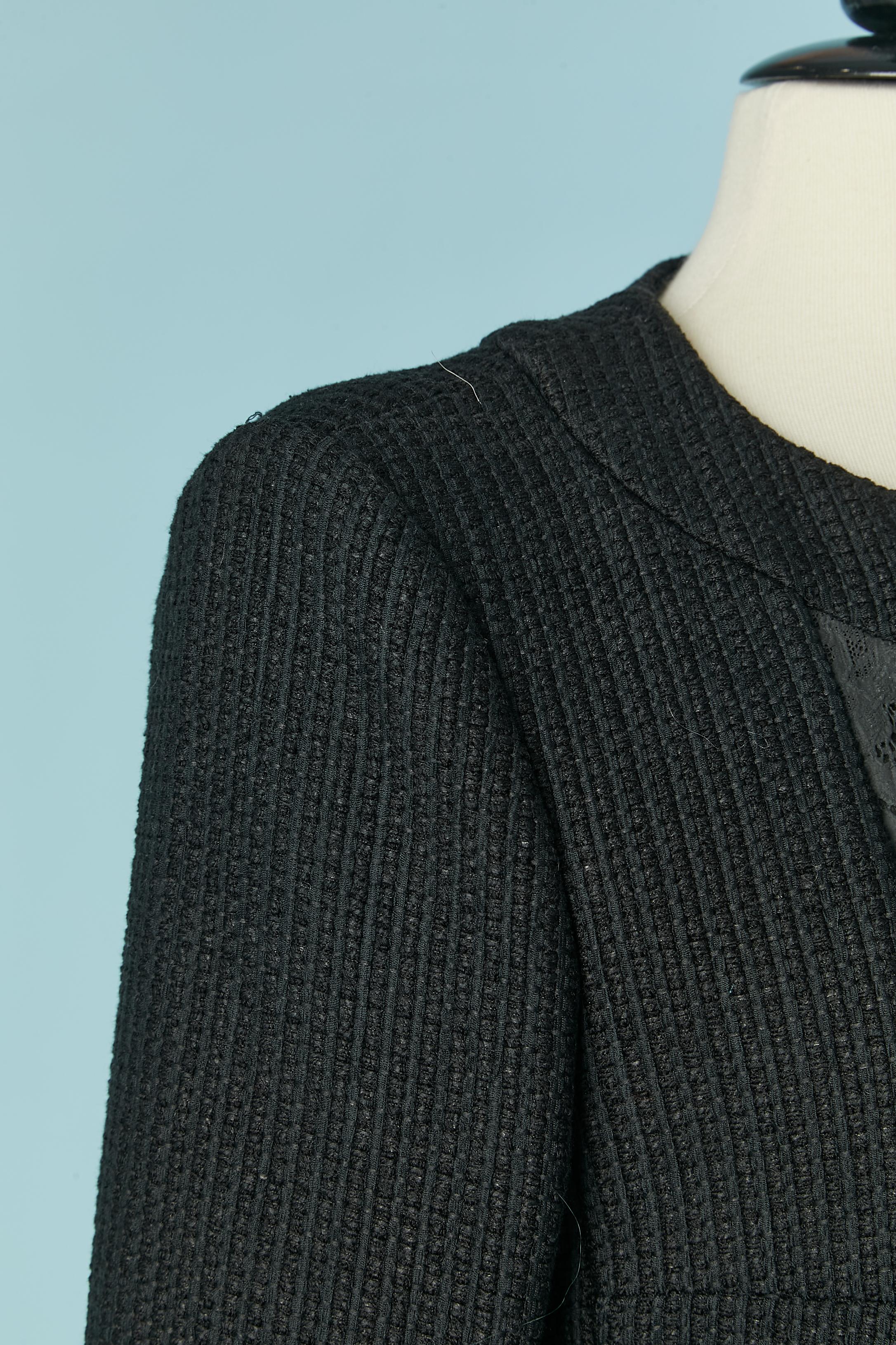 Donna Giacca in tweed di cotone nero con inserto in pizzo Coates Chanel FW 2005 in vendita