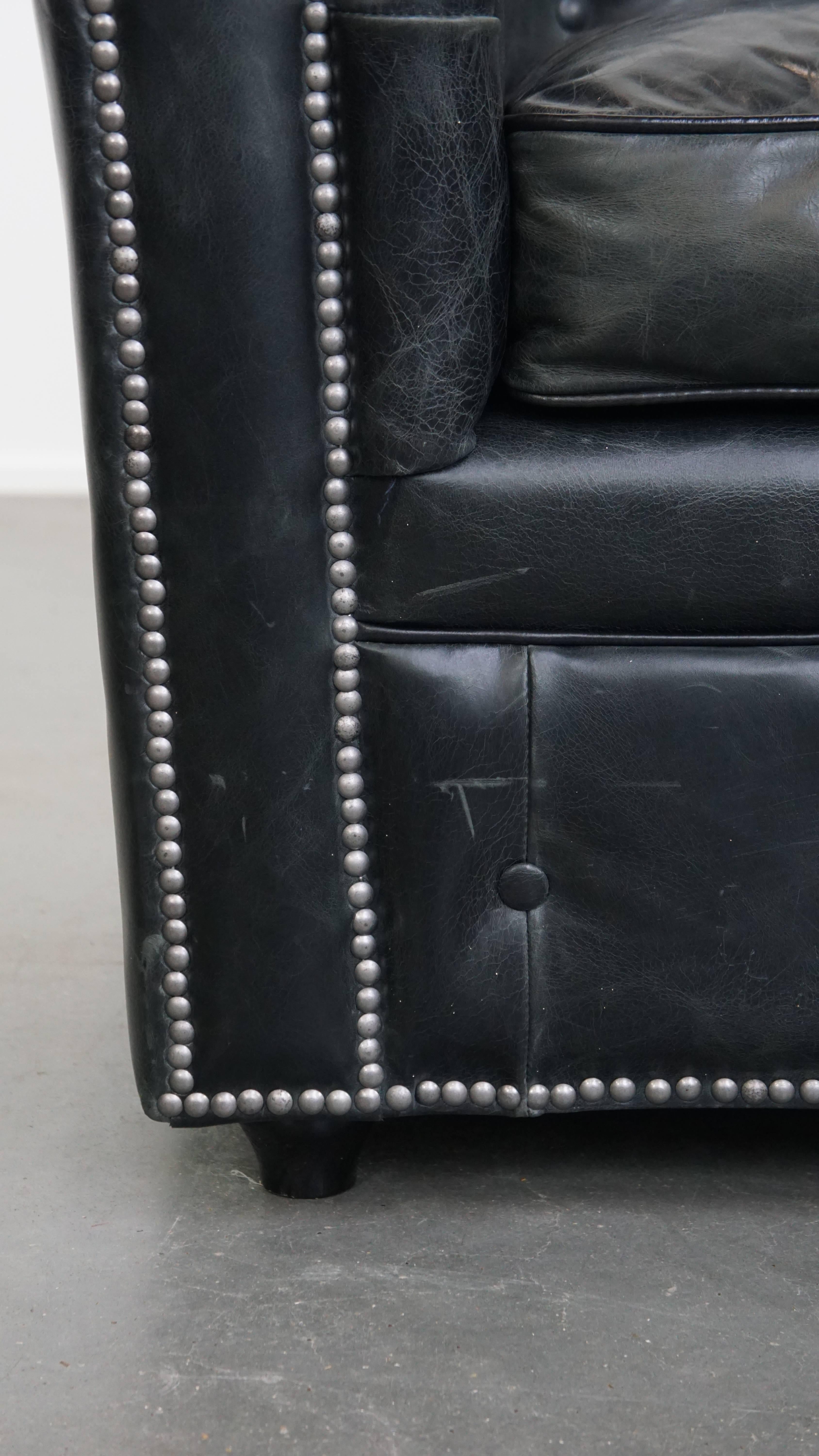 Chesterfield-Sessel aus schwarzem Rindsleder im Angebot 8