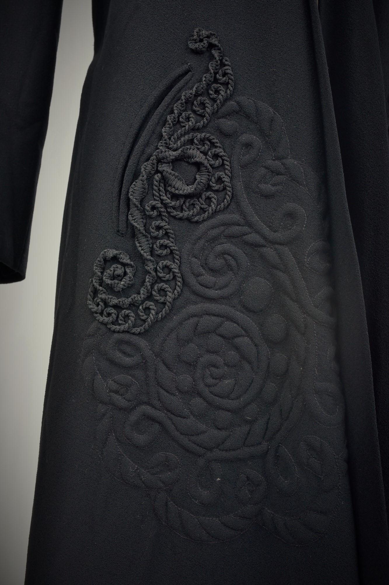 A Black Crepe Couture Coat by Jean Dessès - France Circa 1945-1949 8