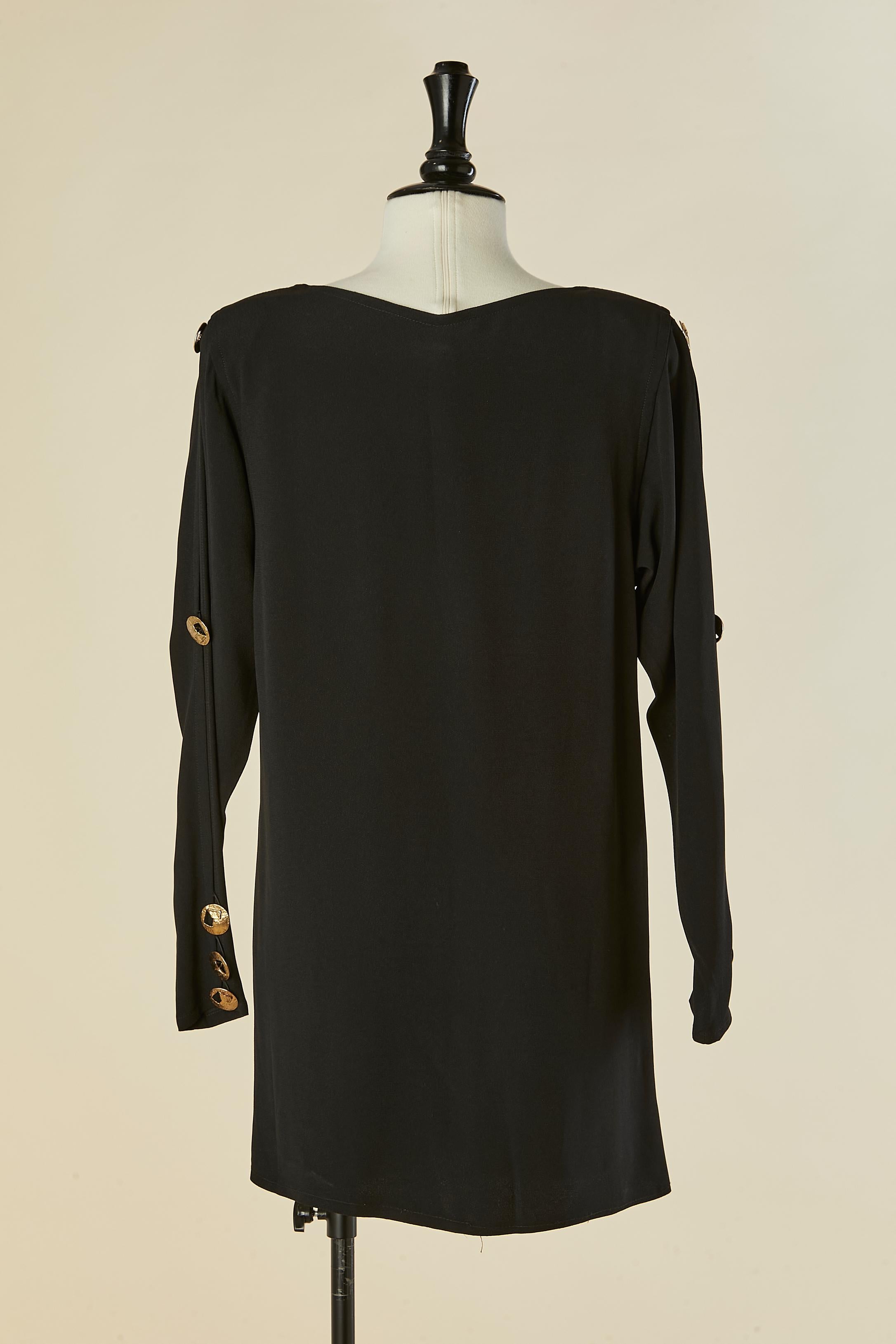Black crêpe cocktail dress with gold metal button SAINT LAURENT RIVE GAUCHE For Sale 4