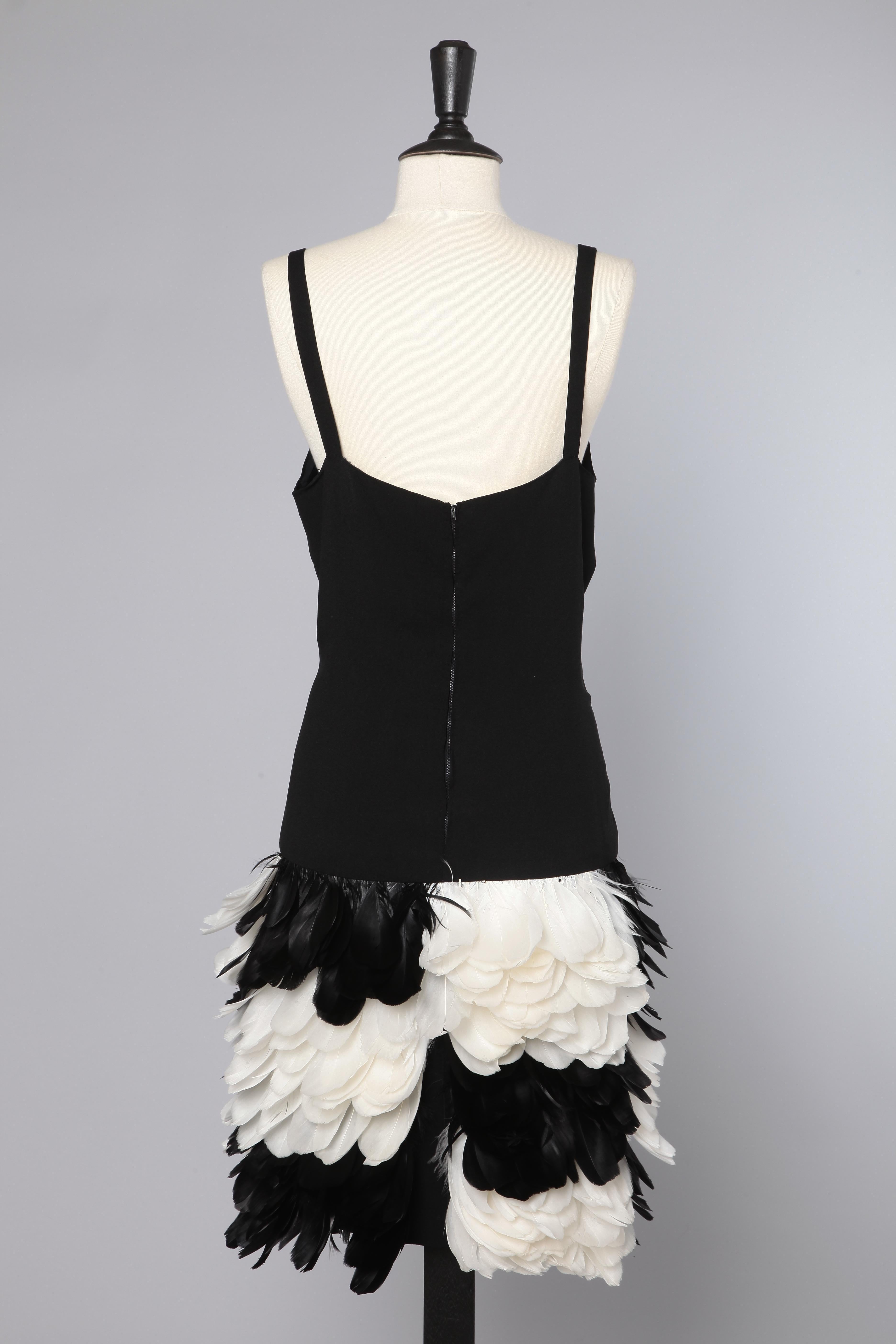 Black crêpe dress with black and white feather 1
