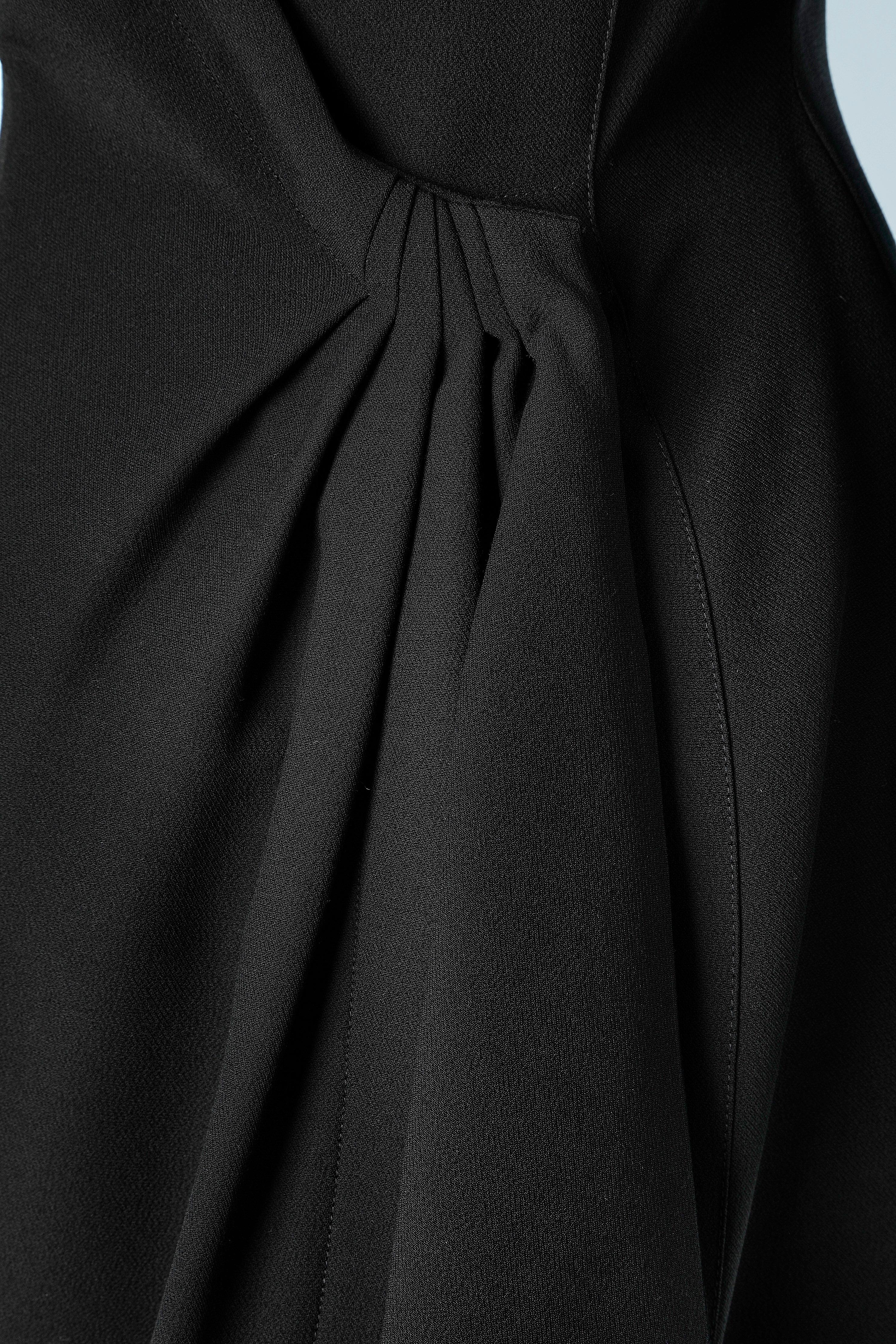 Black crêpe dress with black velvet drape neckline Thierry Mugler  For Sale 1