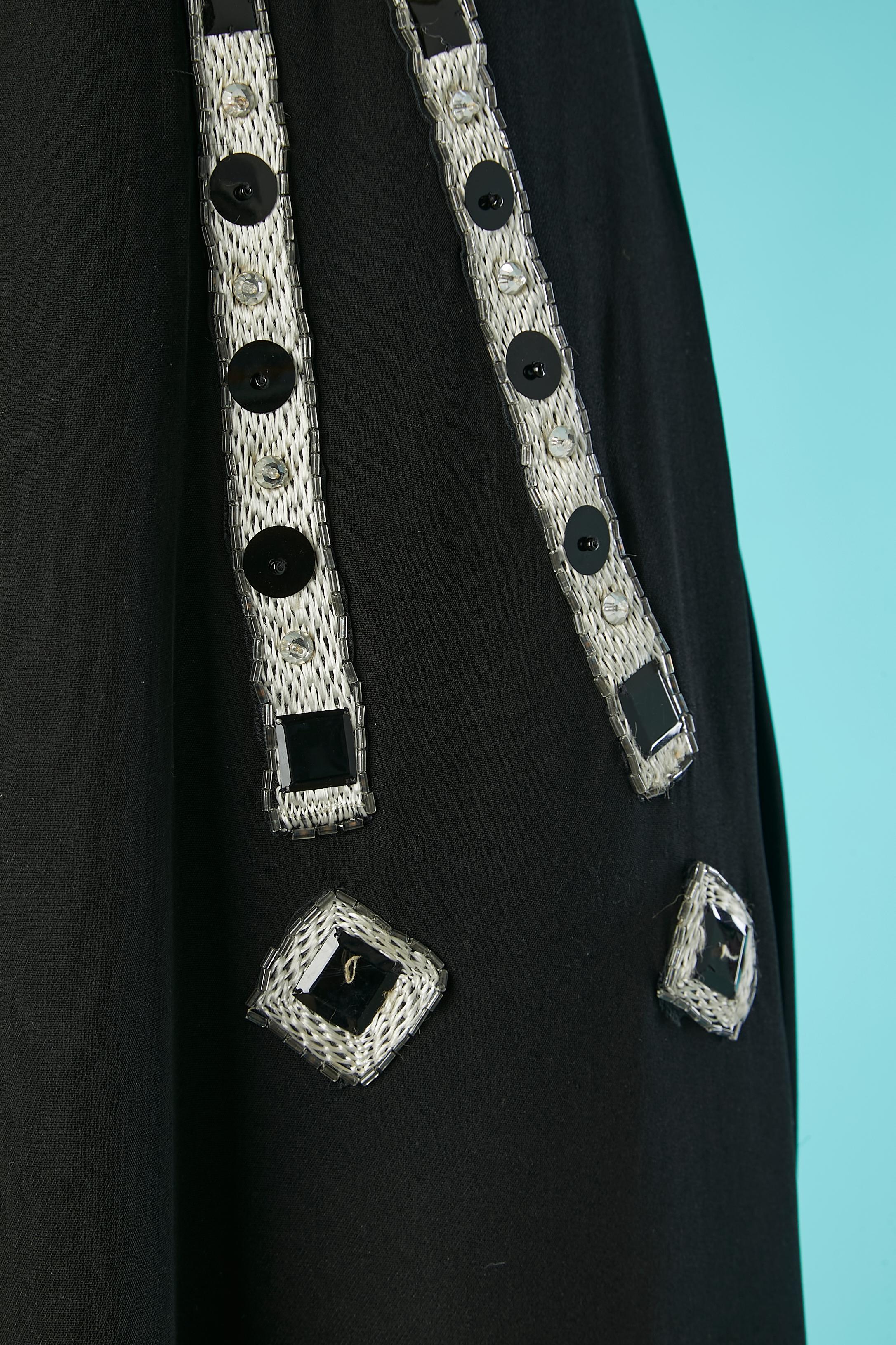 Vestido de noche de crepé negro con cuentas, pedrería y bordado de hilo TORRENTE en Excelente estado para la venta en Saint-Ouen-Sur-Seine, FR