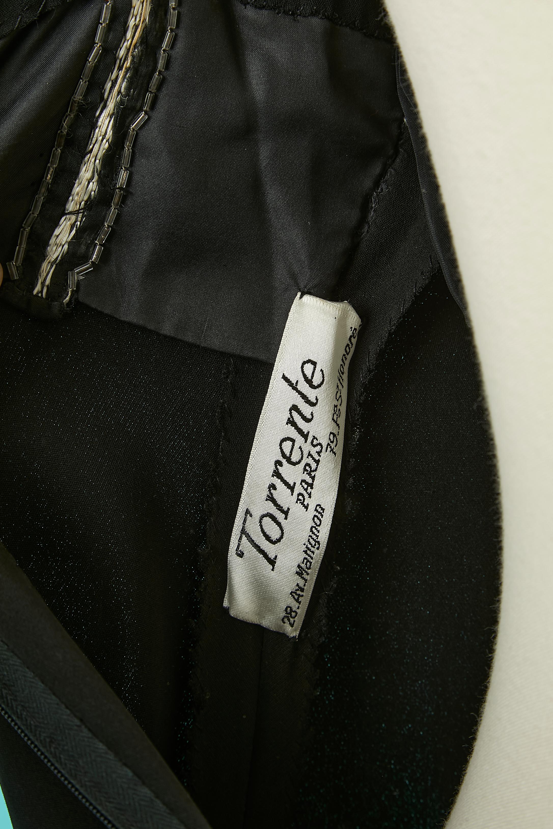 Vestido de noche de crepé negro con cuentas, pedrería y bordado de hilo TORRENTE en venta 2