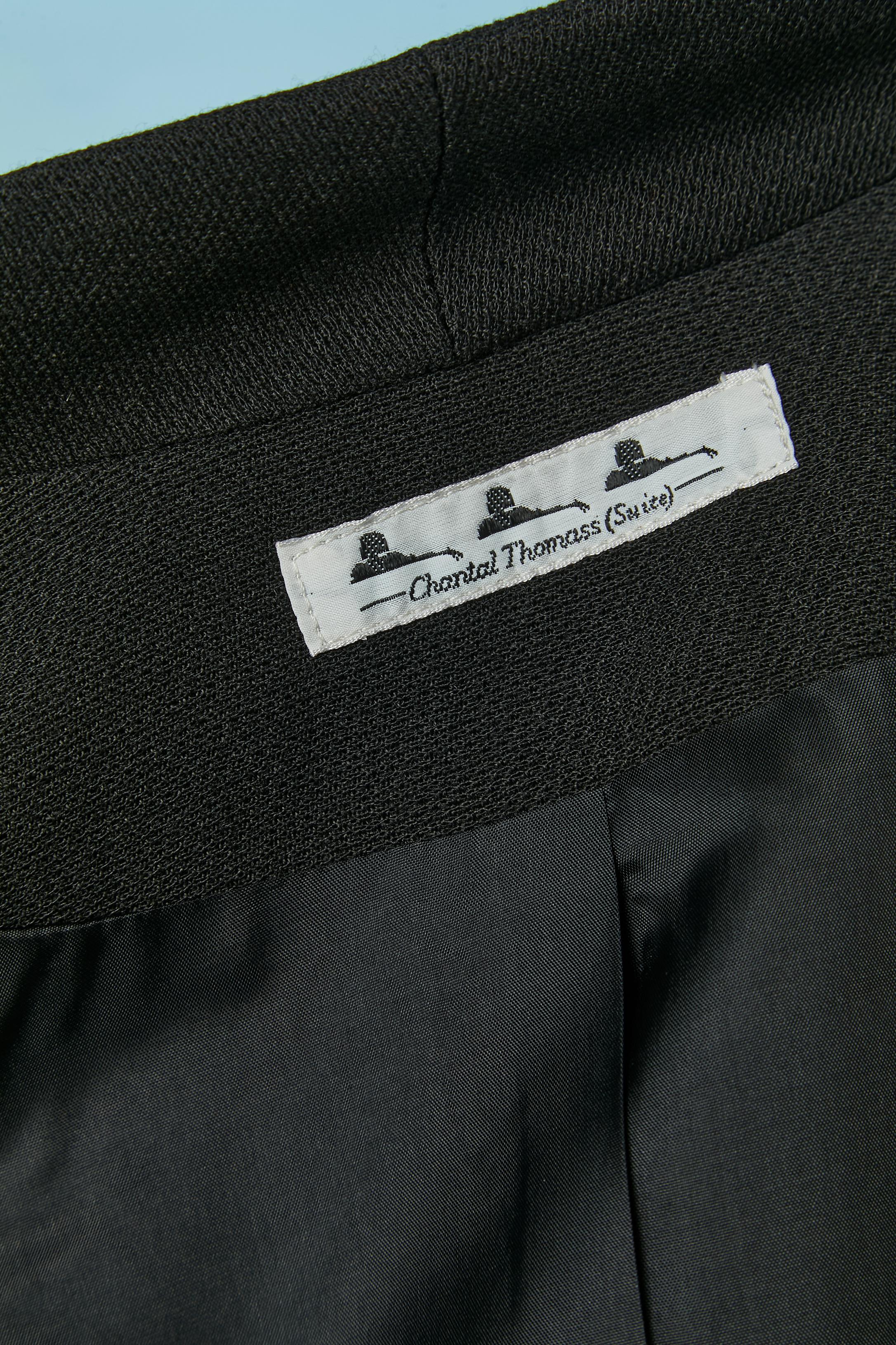 Abito con gonna in crêpe nero con spacco su giacca e gonna Chantal Thomass (Suite) in vendita 4