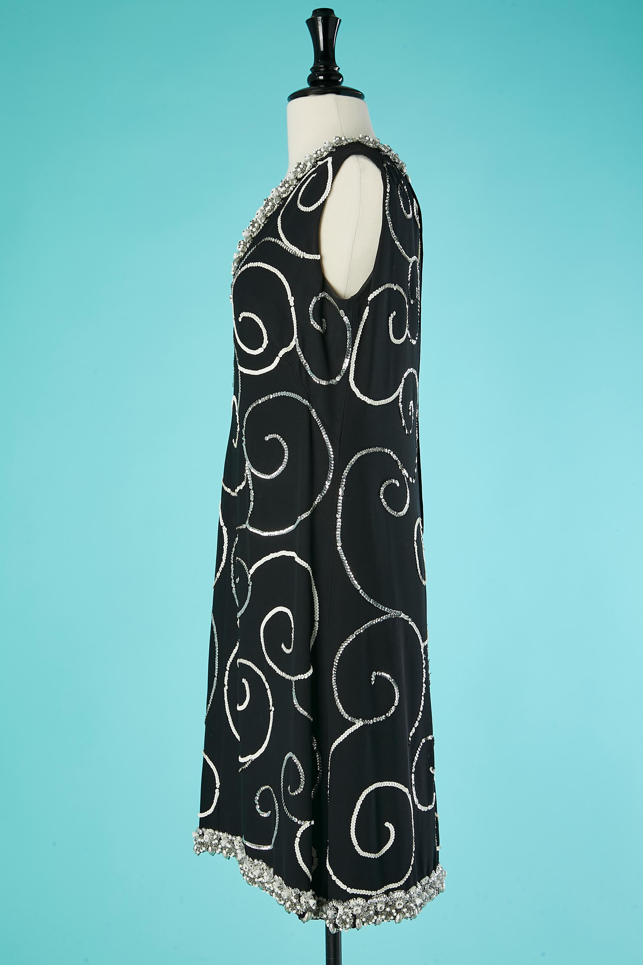Black crêpe with beadwork sleeveless cocktail dress Lady Jais Circa 1960's  For Sale 1