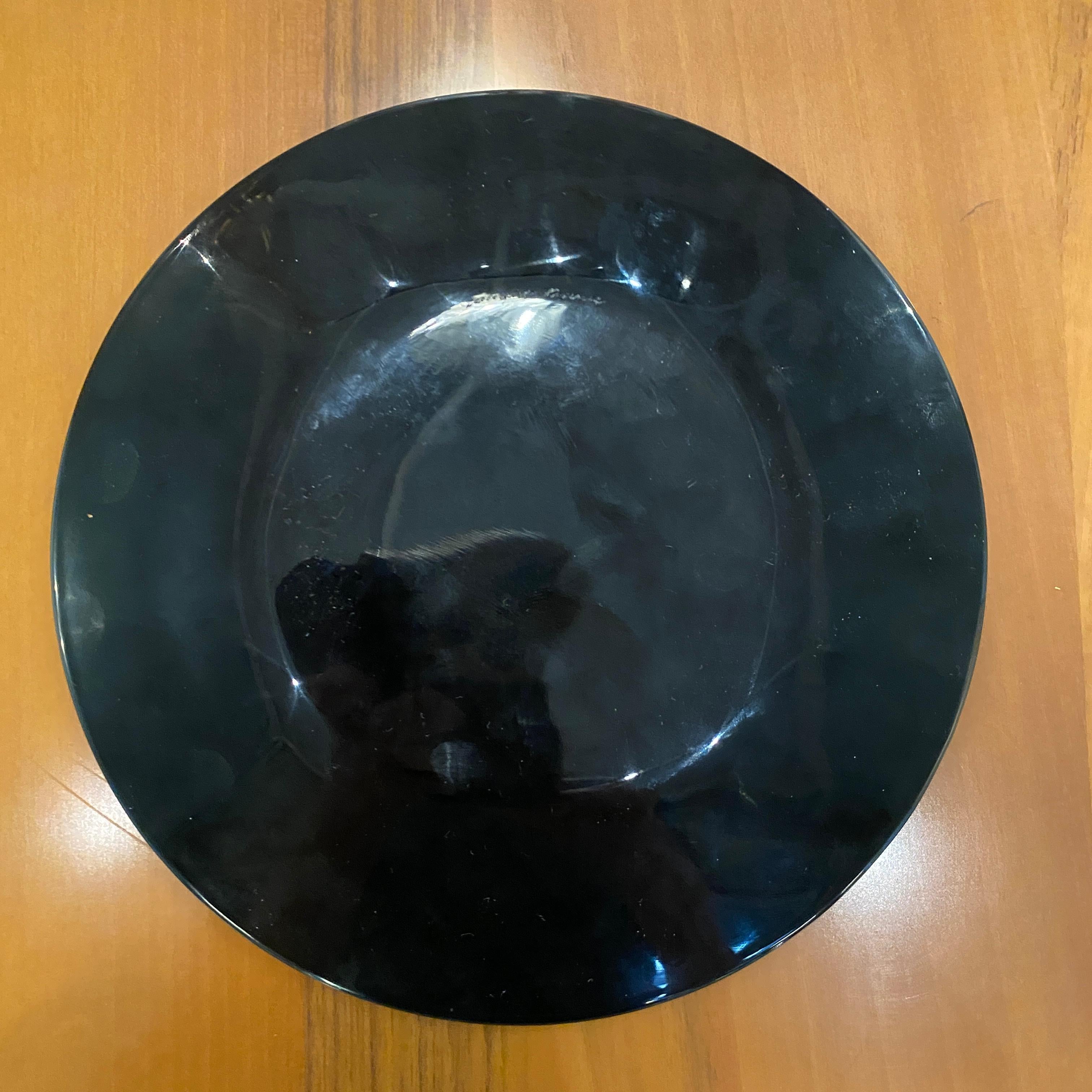 Modern Black Cristal Algues Plates by Maison Lalique. For Sale