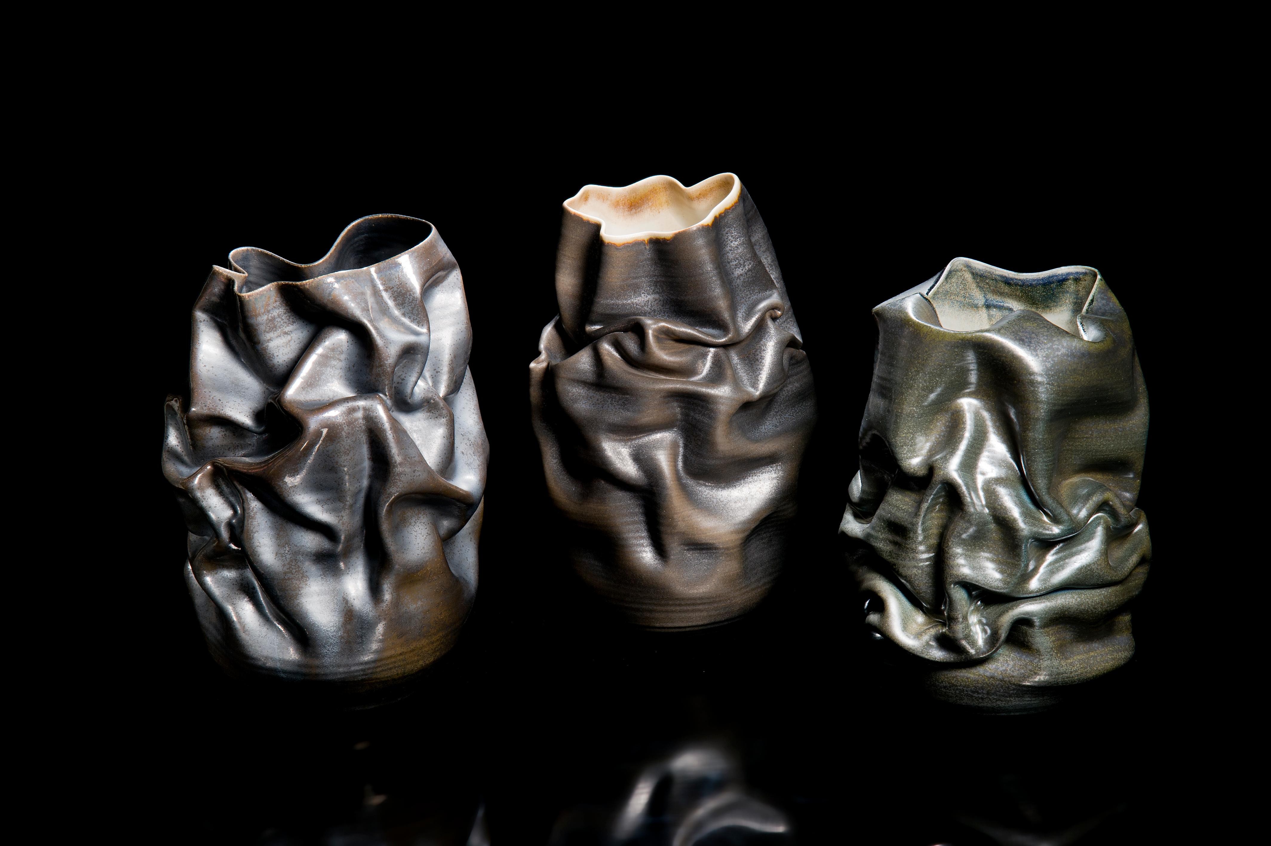 Black Crumpled Form No 18, Ceramic Vessel by Nicholas Arroyave-Portela 3
