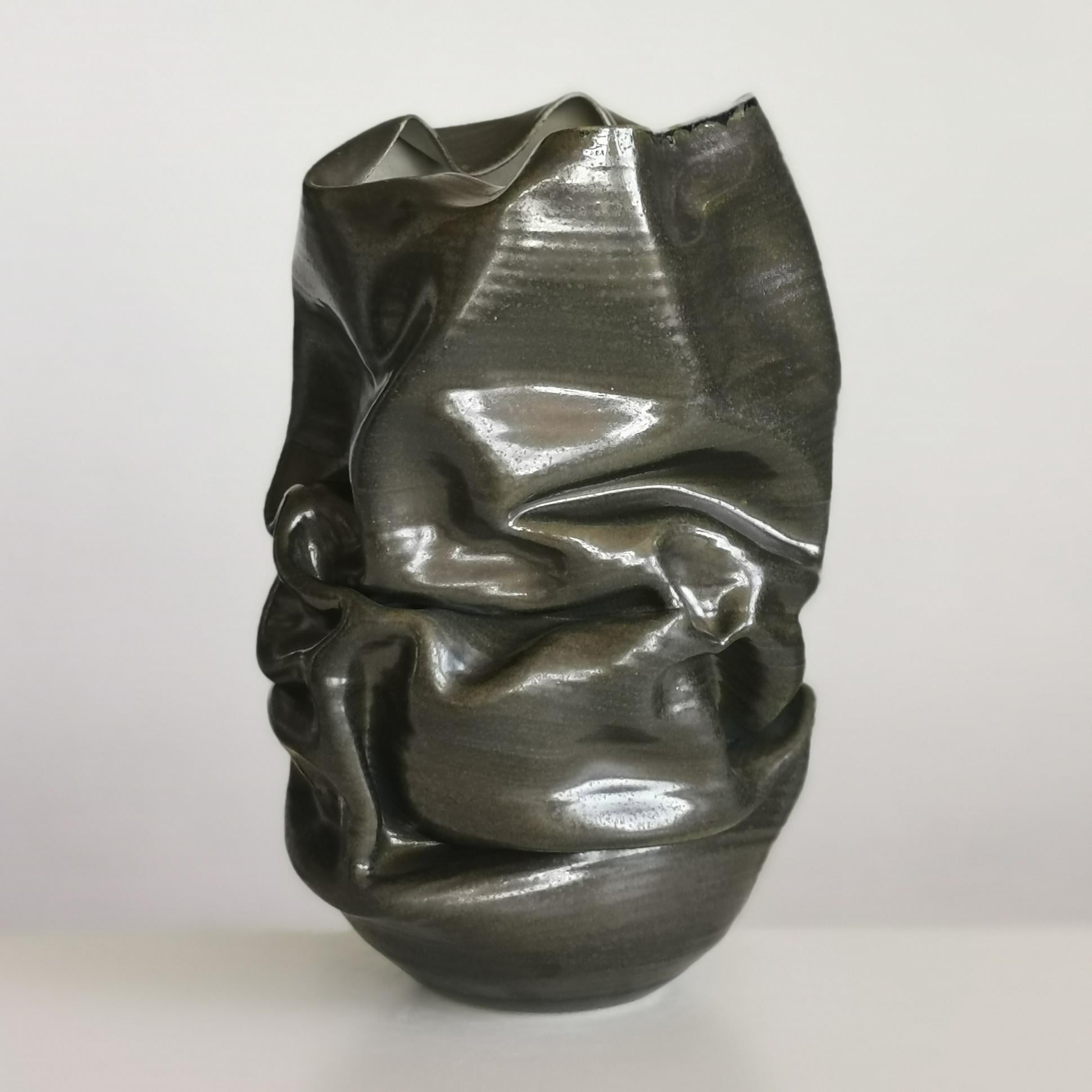 Black Crumpled Form No 18, Ceramic Vessel by Nicholas Arroyave-Portela 2