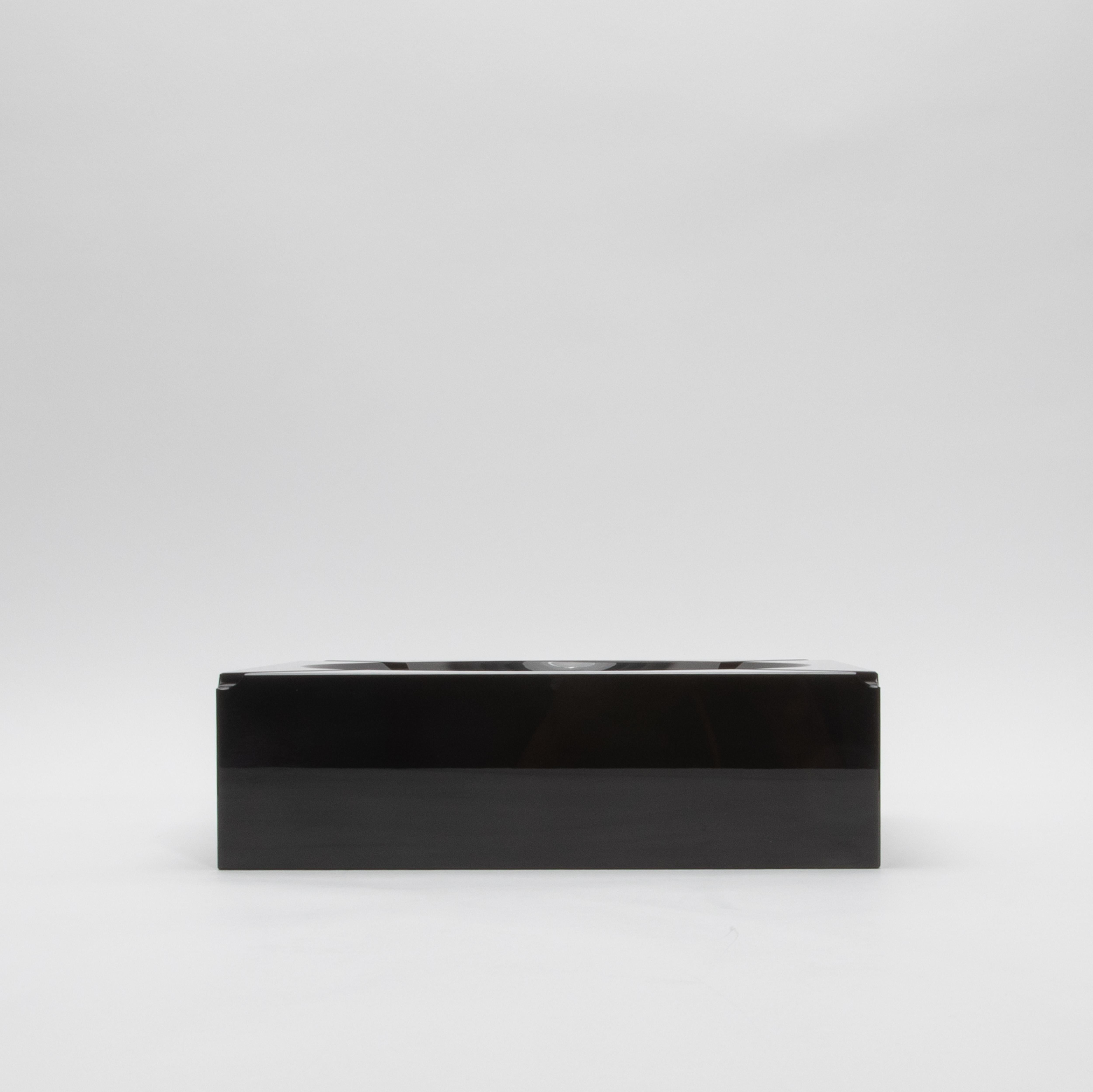 Cenicero de cristal negro para puros by KA Glass Siglo XXI y contemporáneo en venta