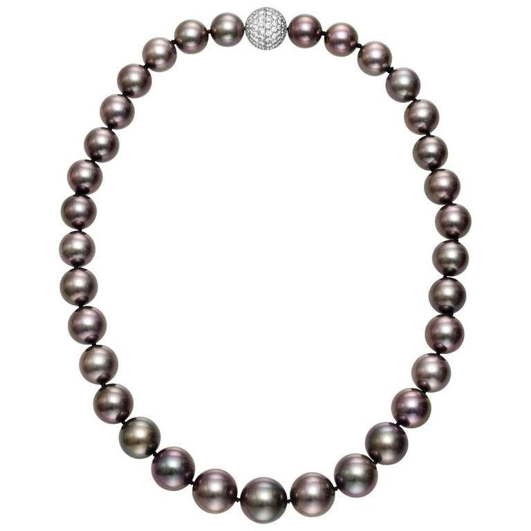Black Cultured Pearl Necklace with Pavé Diamond Clasp In Excellent Condition In Greenwich, CT