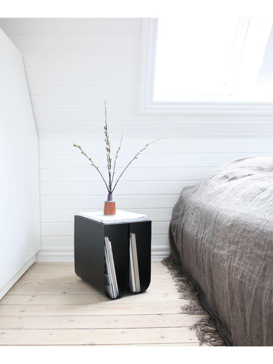 Black Curved Side Table by Kristina Dam Studio In New Condition In Geneve, CH