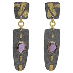 Pendants d'oreilles noirs en argent sterling et or avec améthyste naturelle