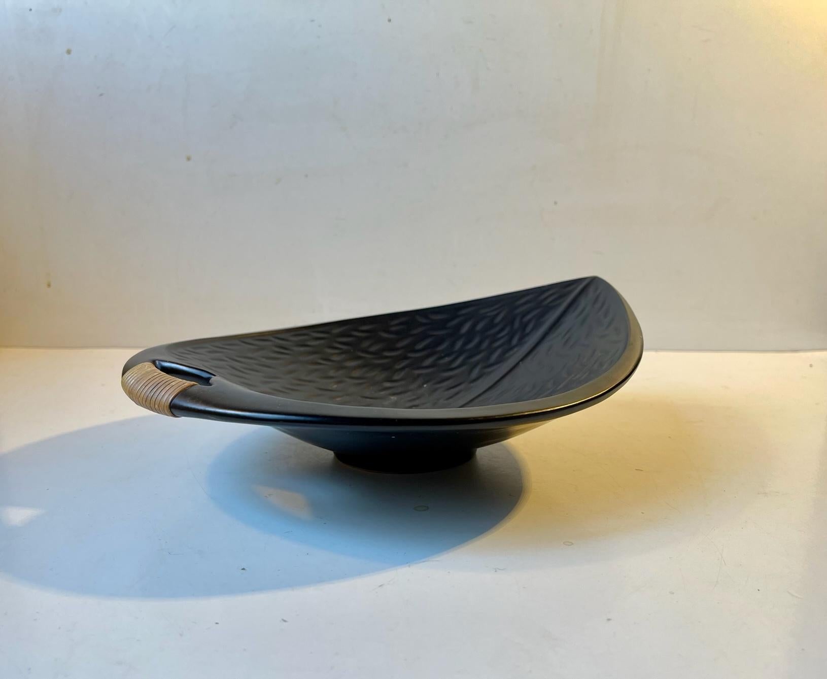 Glazed Black Danish Ceramic Leaf Dish with Rattan, Hedehus Keramik 1960s For Sale