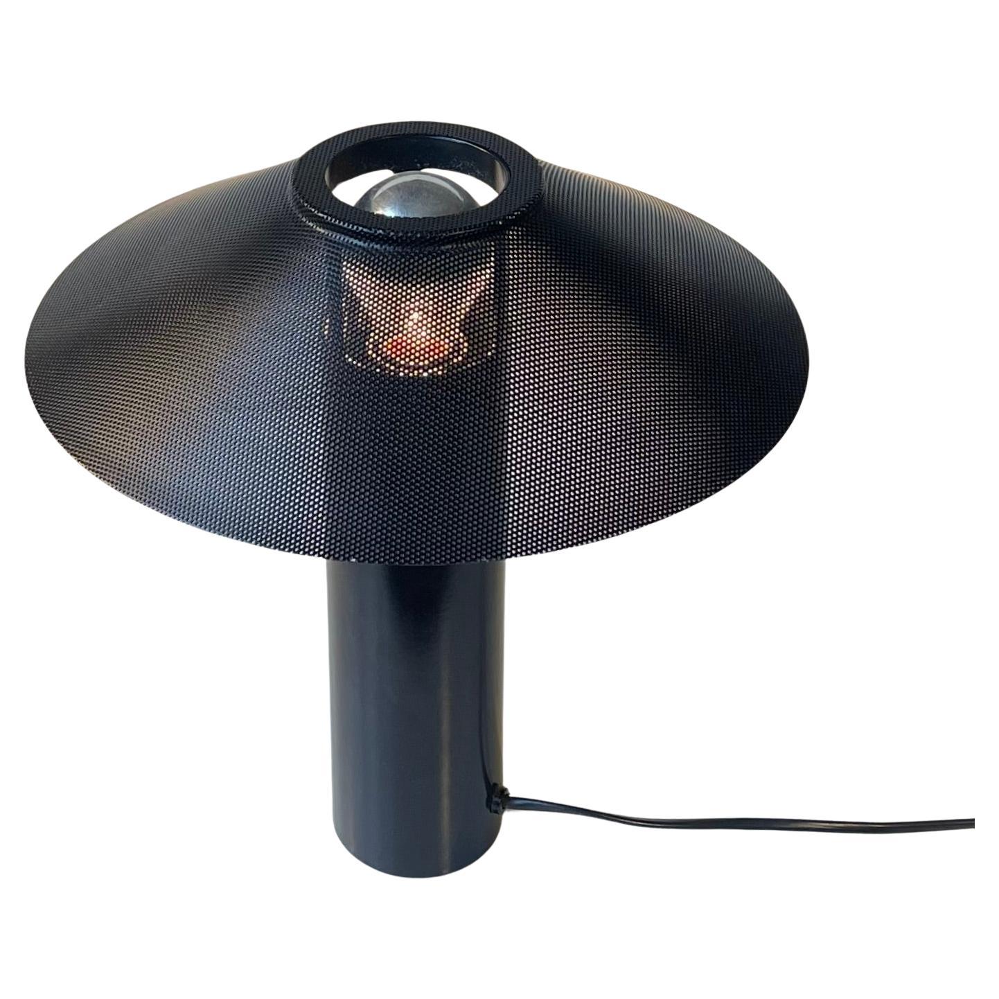 Schwarze dänische minimalistische schwarze dänische Tischlampe von Hans Schwazer für Royal Copenhagen im Angebot