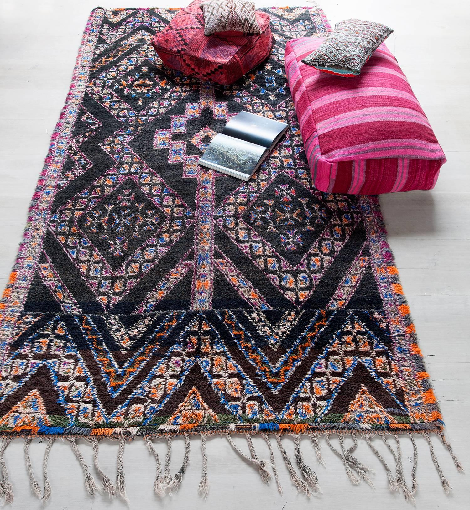 Vintage Moroccan rug 