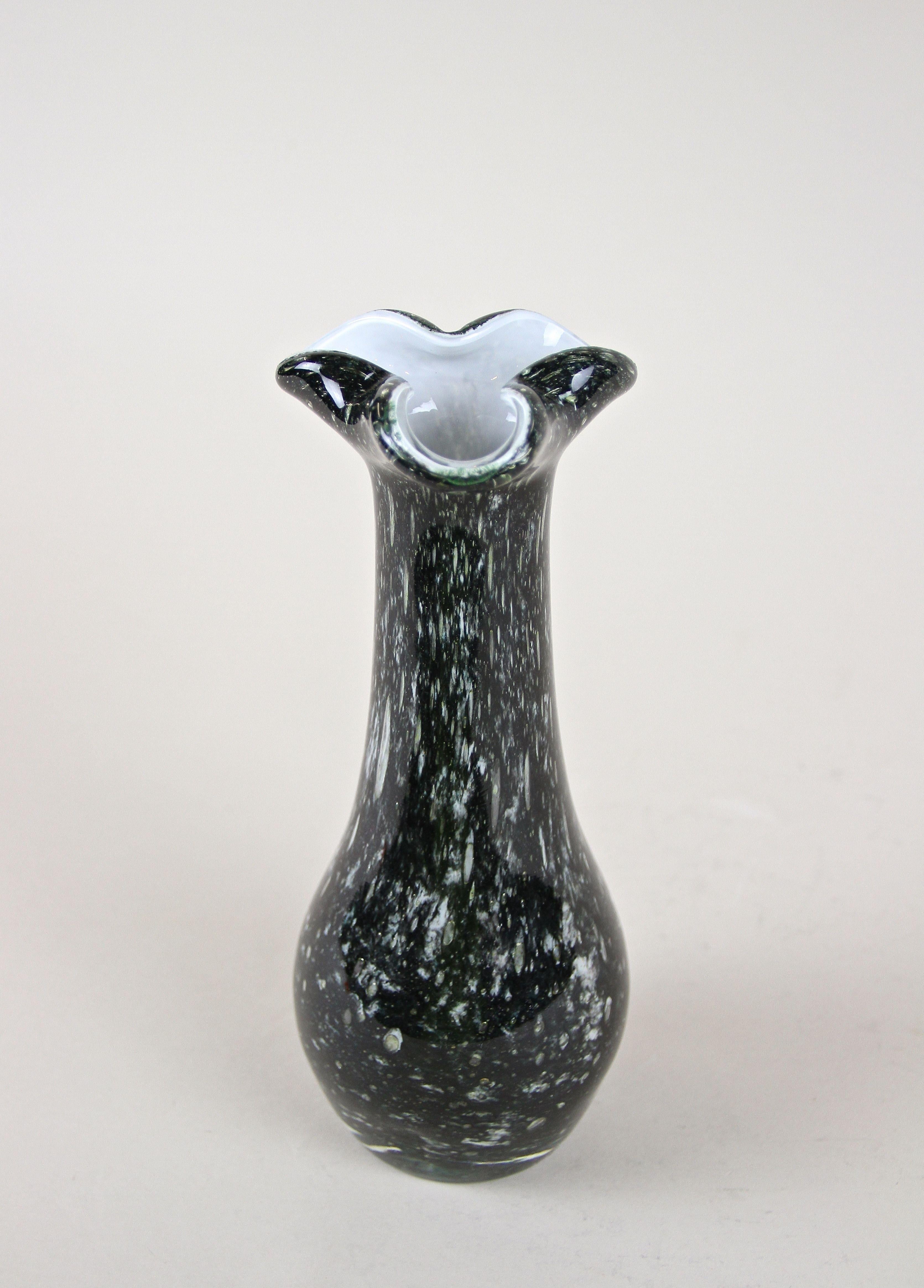 20th Century Black/ Dark Green Murano Glass Vase, Italy circa 1970