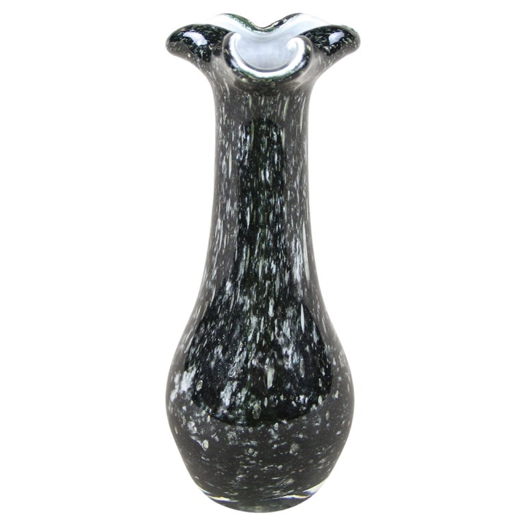 Black/ Dark Green Murano Glass Vase, Italy circa 1970 For Sale at 1stDibs