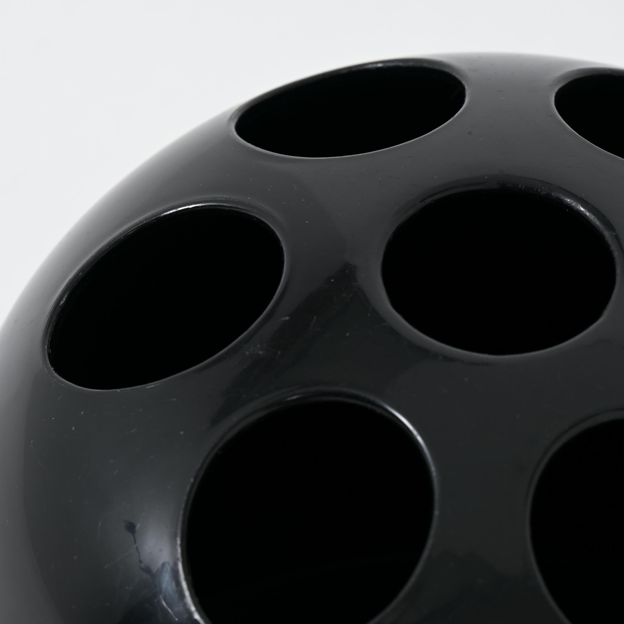 Black Dedalo Umbrella Stand by Artemide im Angebot 4