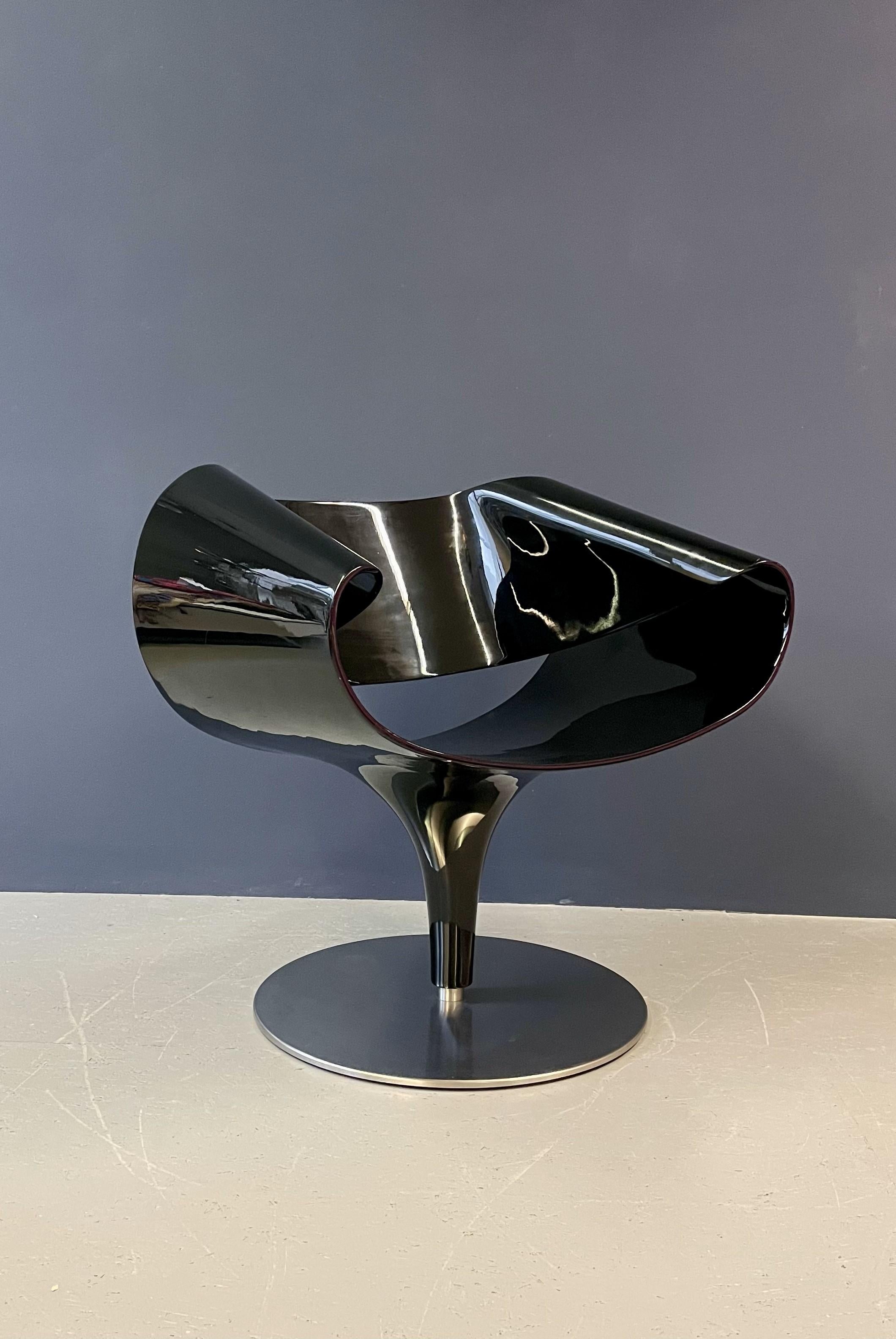 Black classic designer chair Zueco PERILLO In Excellent Condition For Sale In Munich, DE