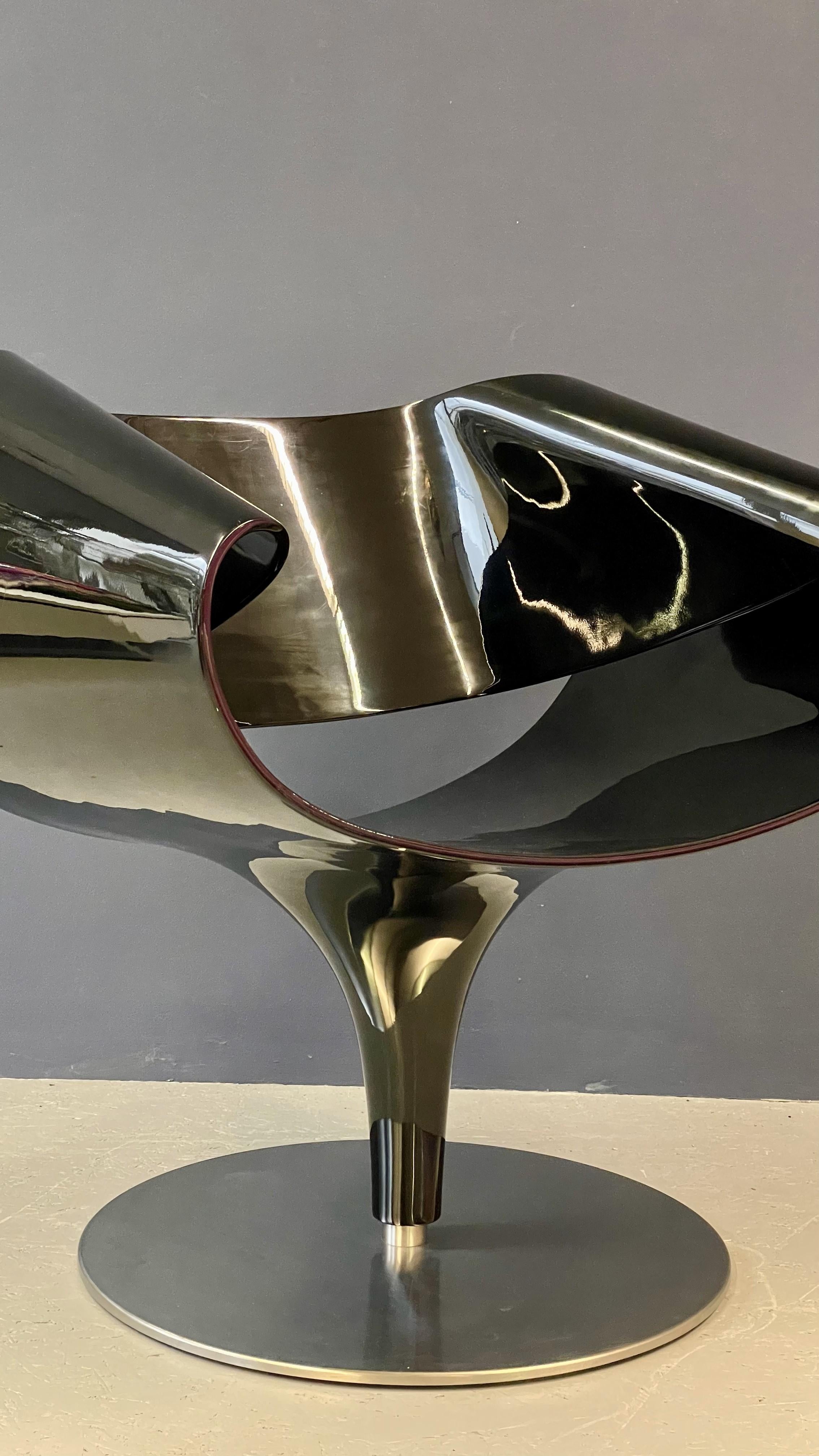 20th Century Black classic designer chair Zueco PERILLO For Sale