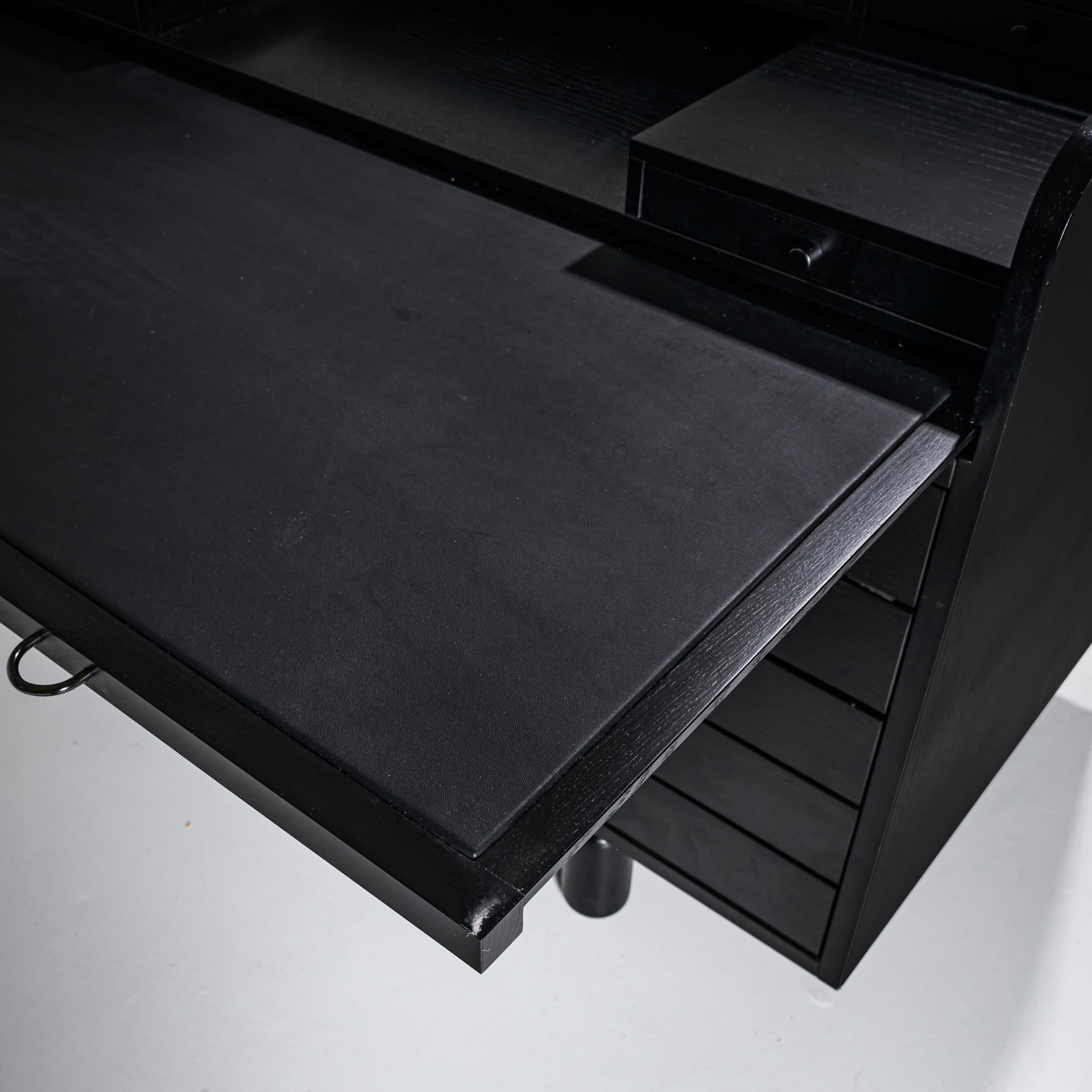 Black Desk by Gianfranco Frattini for Bernini, Italy, 1960s For Sale 3