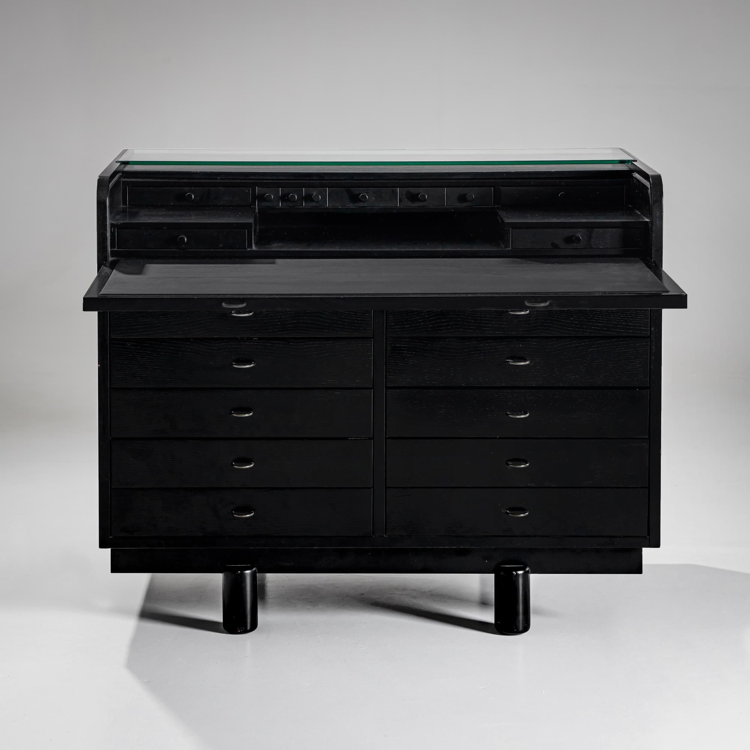 Mid-Century Modern Black Desk by Gianfranco Frattini for Bernini, Italy, 1960s For Sale