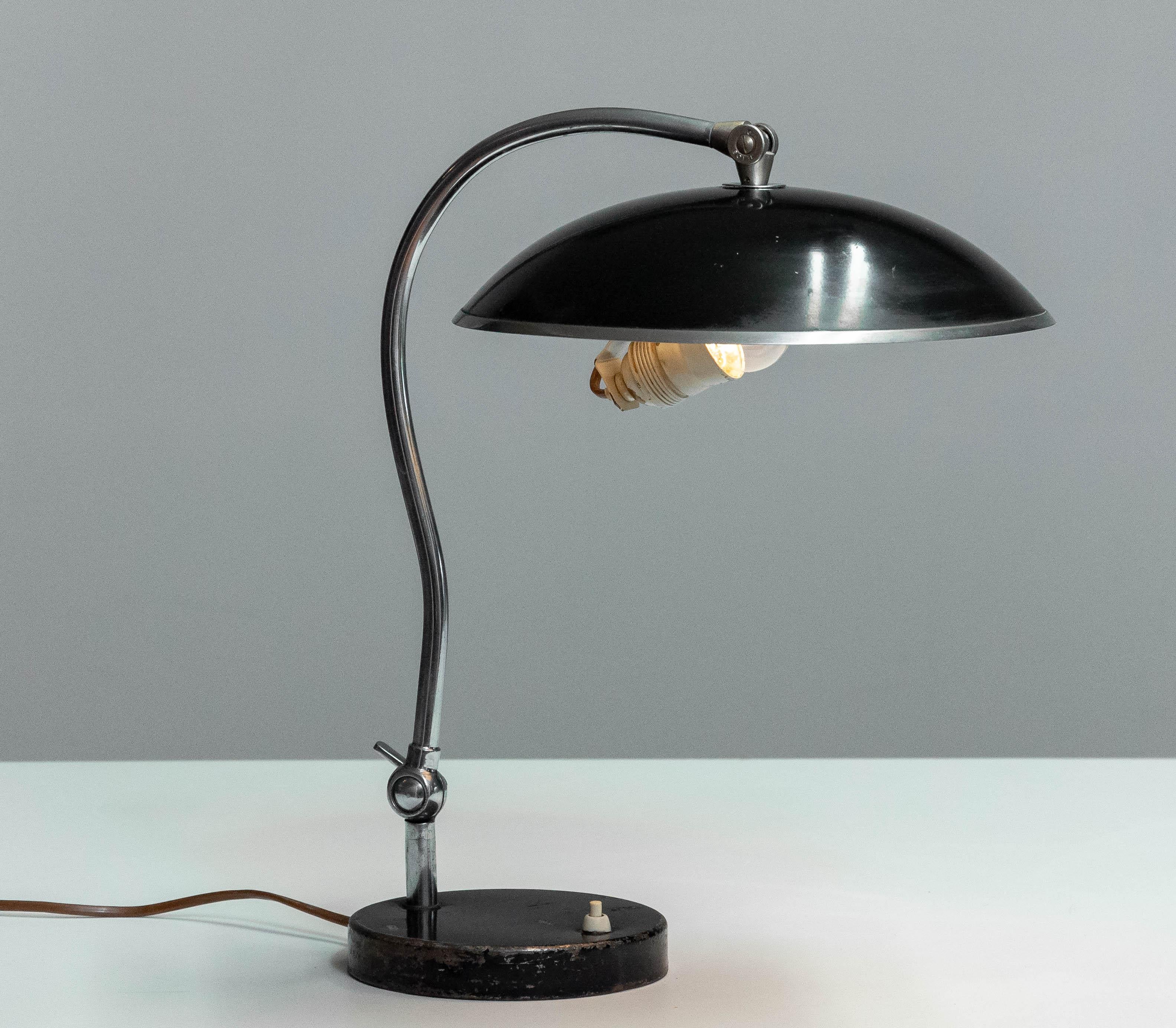 Bauhaus Black Desk / Table Lamp by Boréns Model 528 Simular to Svenskt Tenn 8528, 1930s For Sale