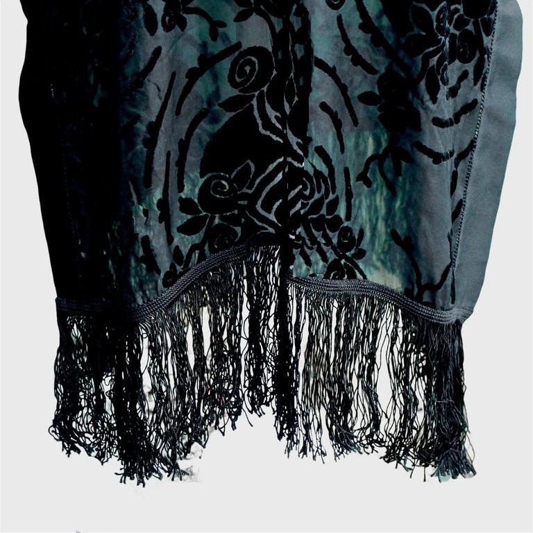 Black Devoré Silk Side Slit Flapper Dress with Flower Print and Fringe Hem For Sale 5