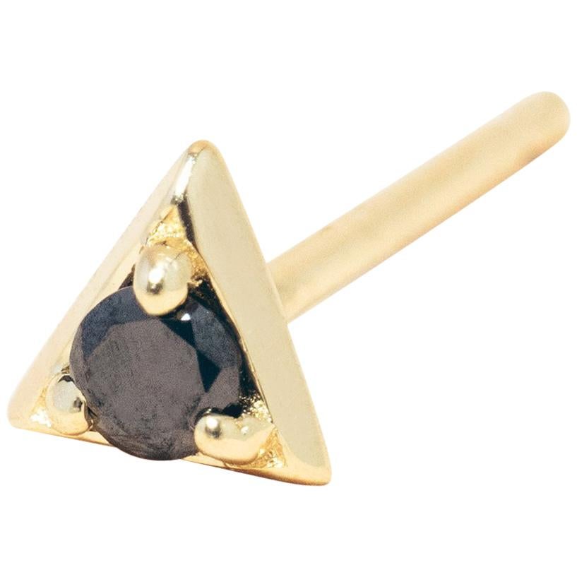 Schwarzer schwarzer Diamant 14 Karat Gold Formation Dreiecks-Mini-Ohrstecker