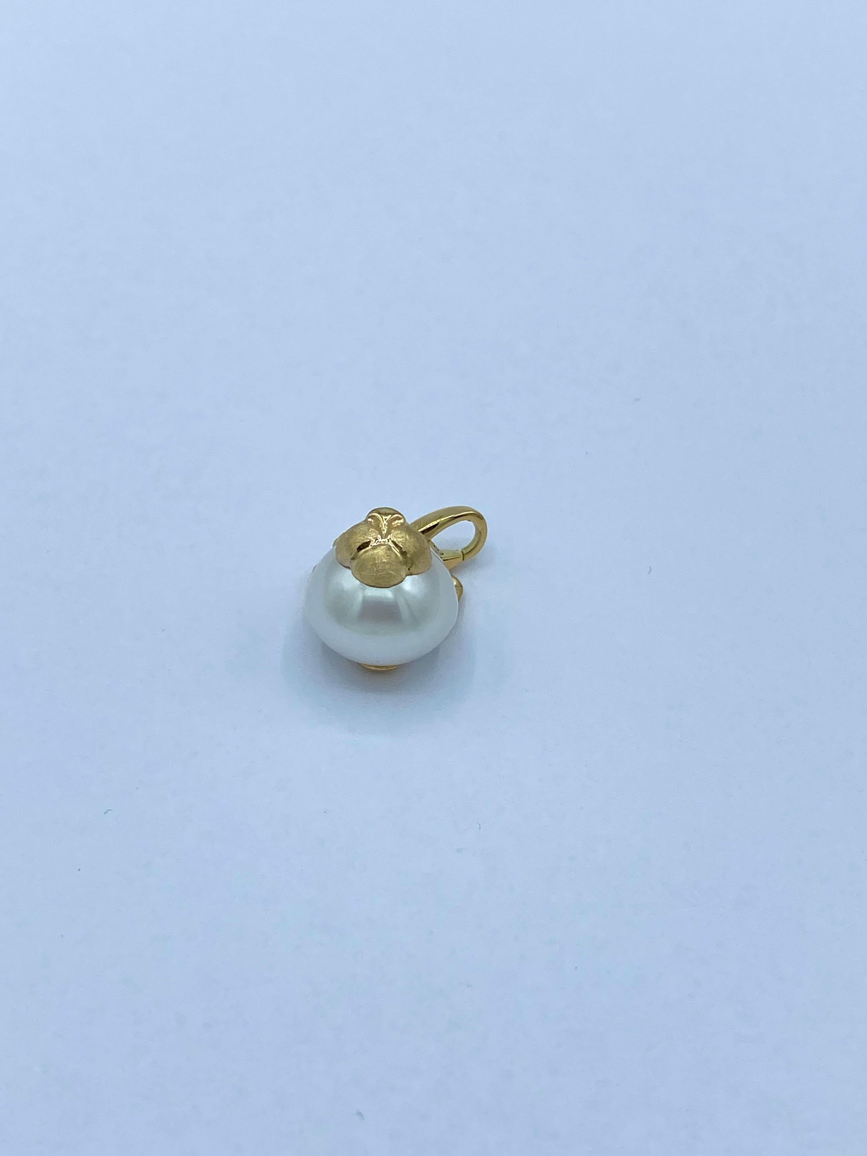 Collier breloque ou pendentif chat en perles d'Australie de 18 carats et diamants noirs, fabriqué en Italie  en vente 5