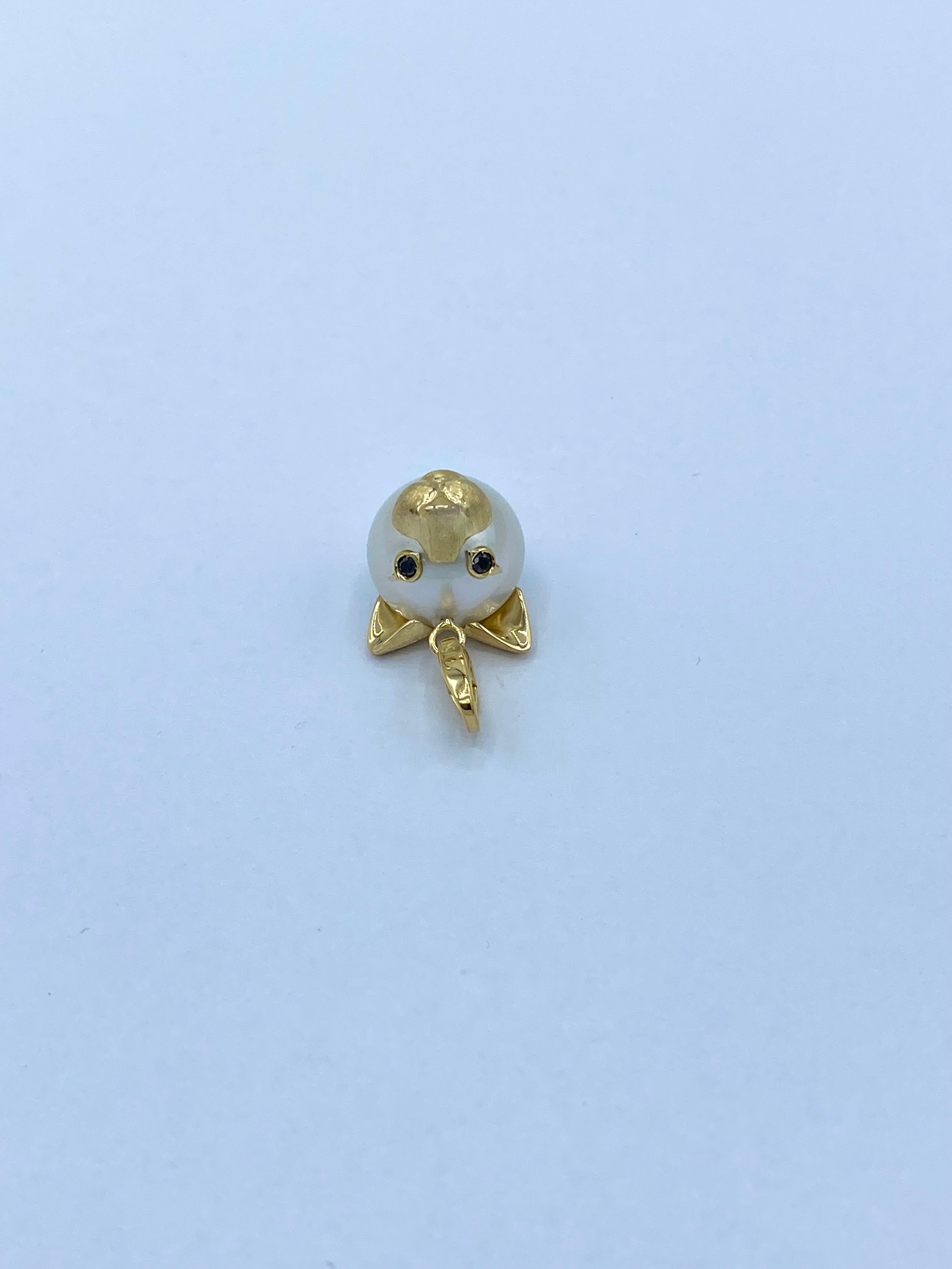 Black Diamond 18kt Australian Pearl Cat Charm or Pendant Necklace Made in Italy For Sale 6