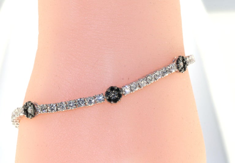 Diamond Tennis Bracelet Black Diamond and White Diamond 18K White Gold