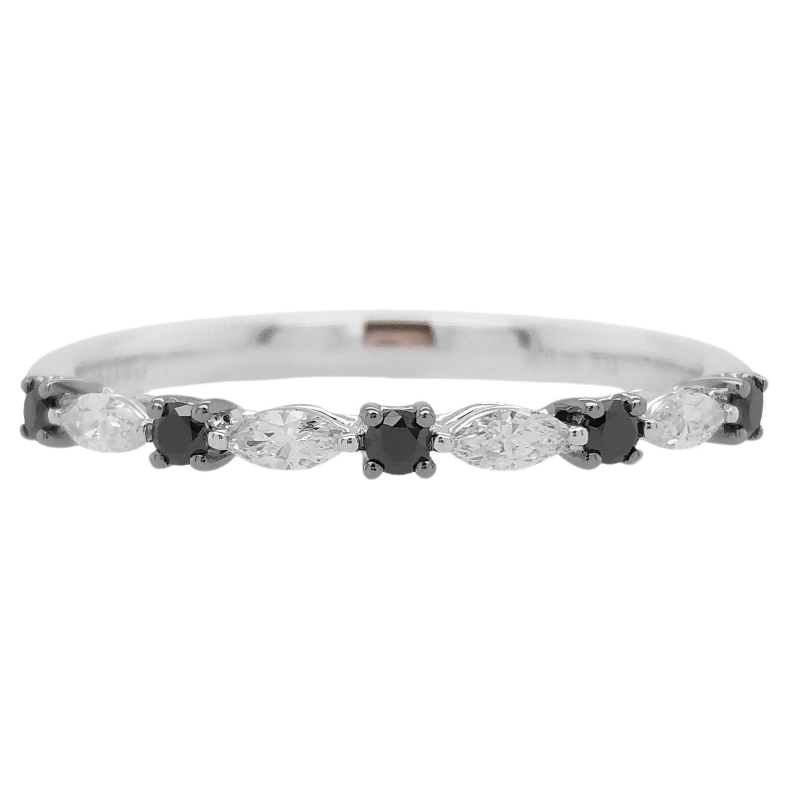 Black Diamond and White Marquise Diamond Band Ring made in 18K Gold For Sale