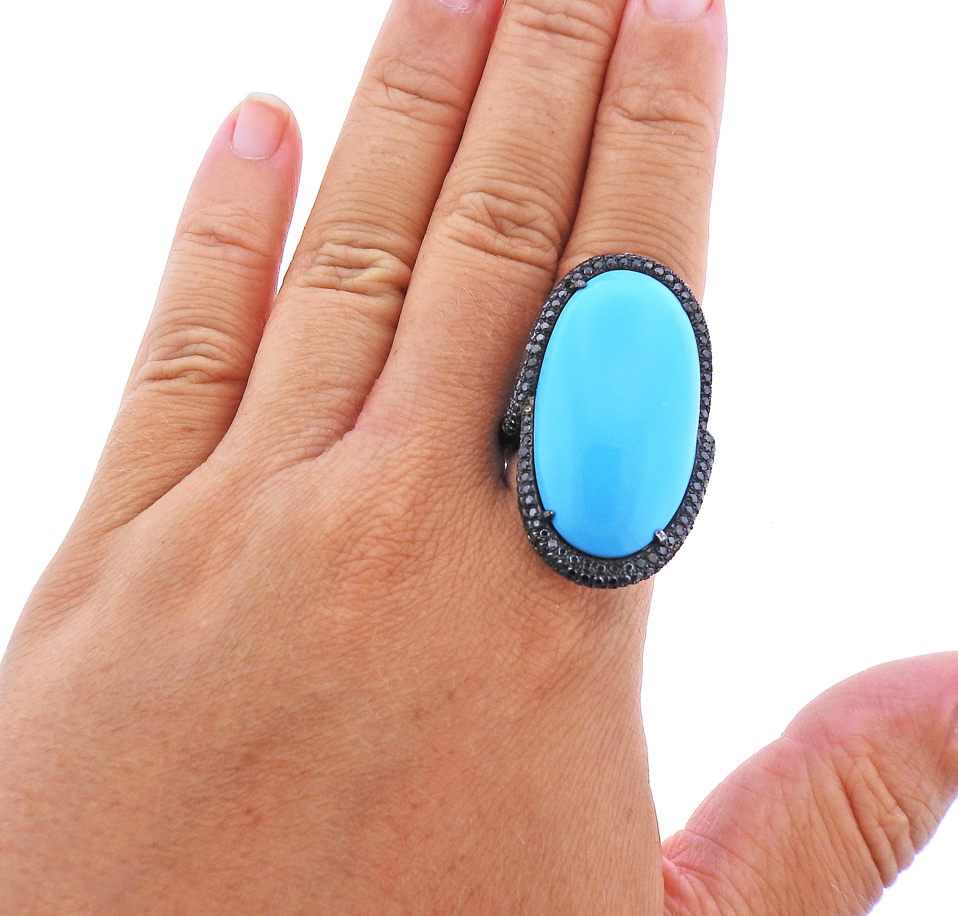 Anello da cocktail in oro con diamante nero e pietra blu In condizioni buone in vendita a New York, NY