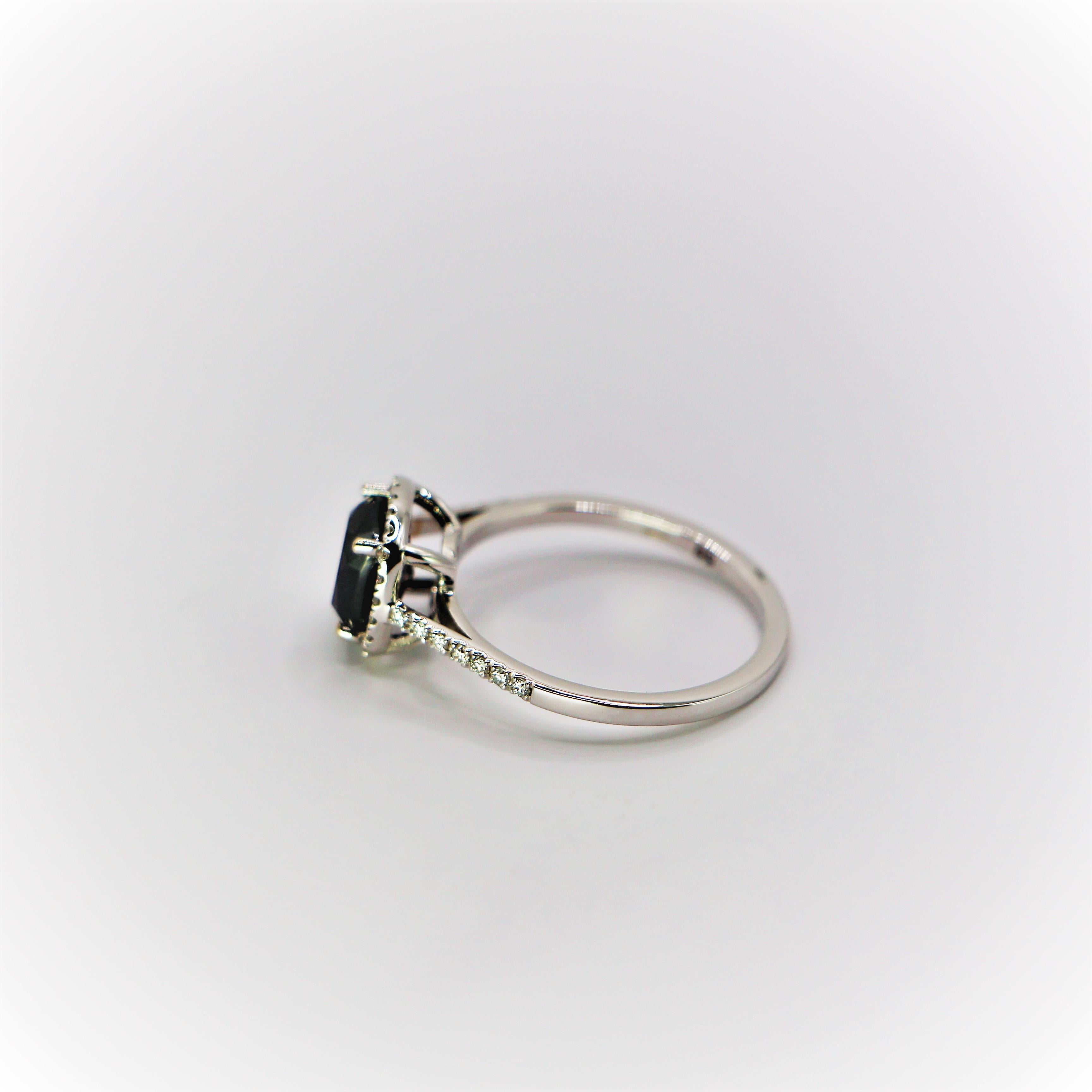 Modern Black Diamond Cushion Cut Solitaire Ring in 18Kt White Diamonds Brilliant Cut For Sale