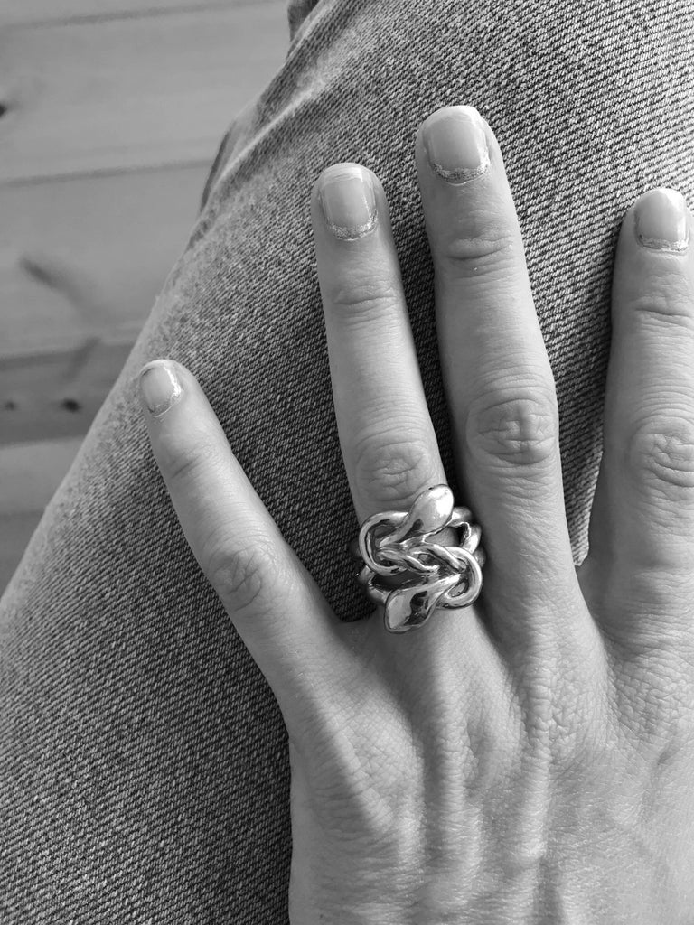 Black Diamond Double Snake Ring For Sale at 1stdibs