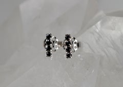 Ohrstecker aus 18 Karat Weißgold mit schwarzen Diamanten