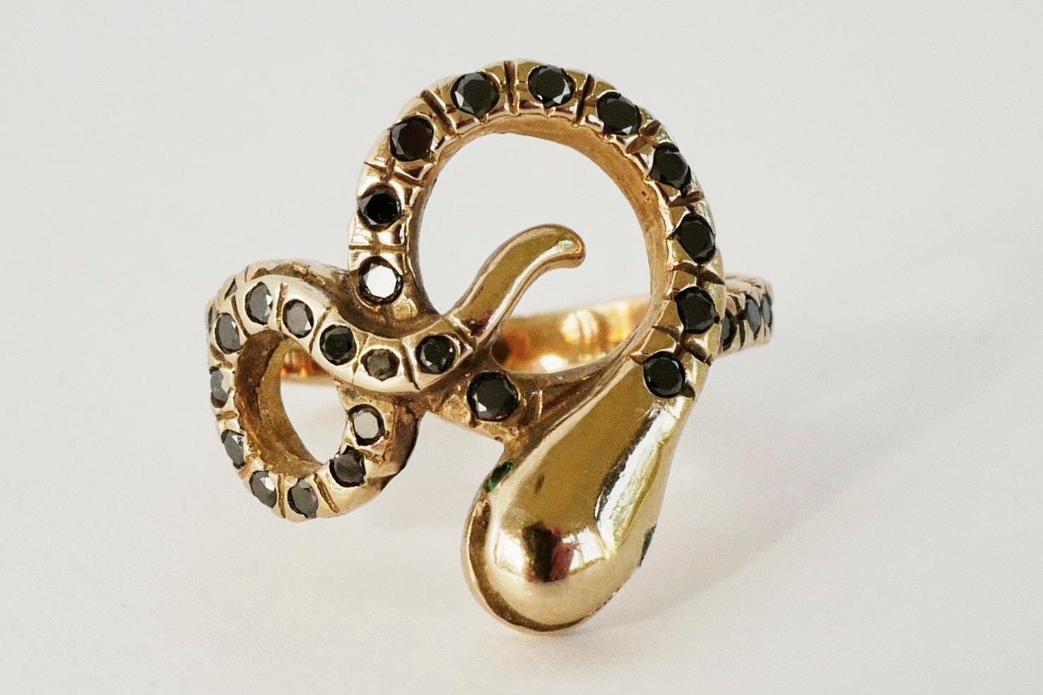 Brilliant Cut Black Diamond Emerald Eyes Gold Snake Ring Victorian Style For Sale